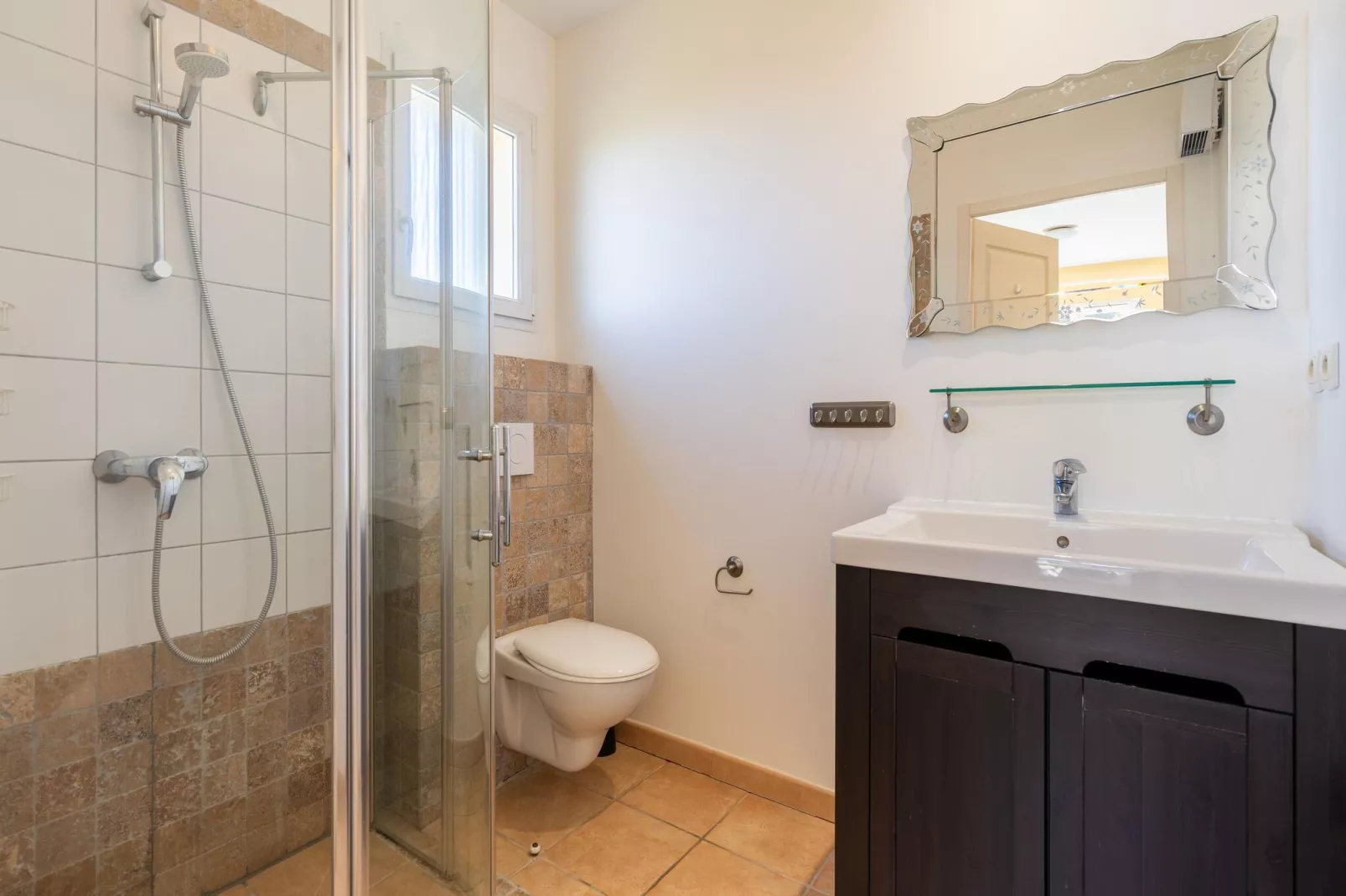 Villa Chardonnay-Bathroom