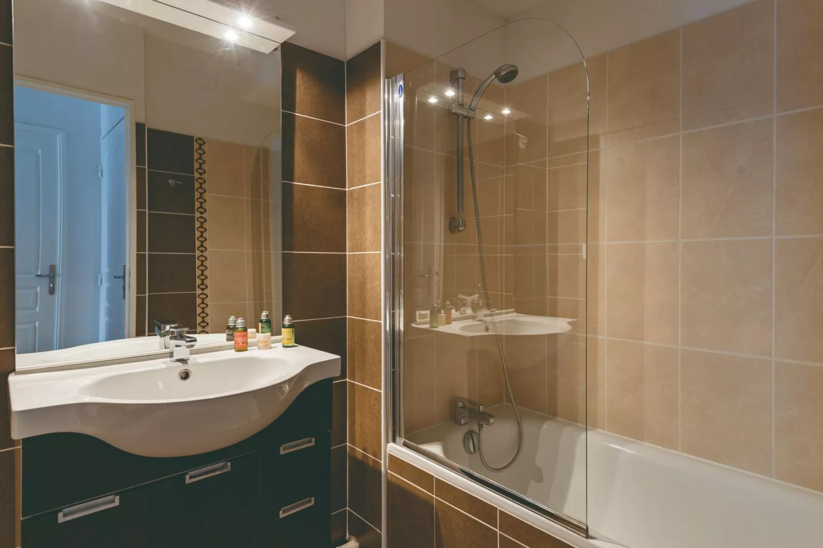 Les Terrasses des Embiez 5-Bathroom