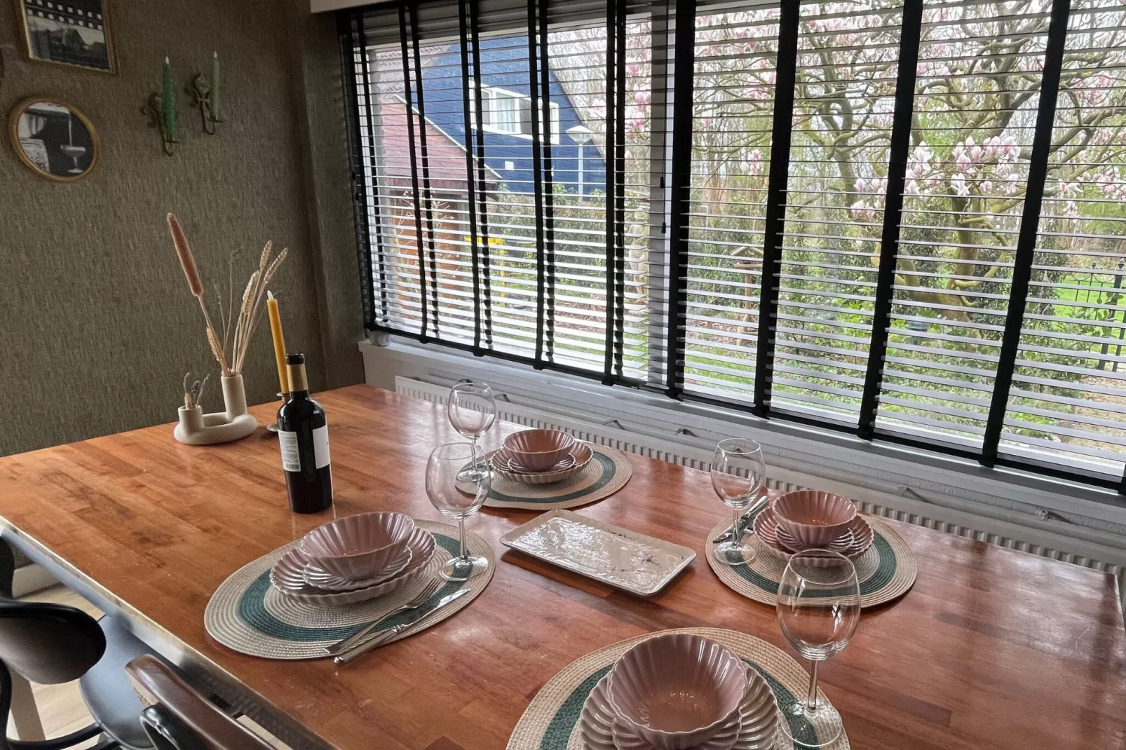Familiehuis in Noordwijkerhout-Dining room