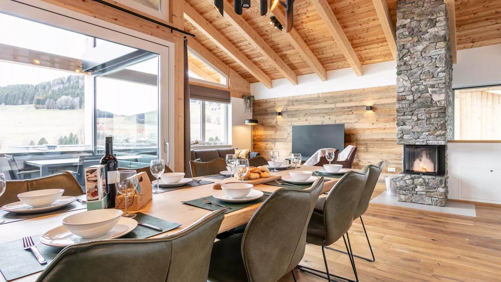 Grebenzen Lodge 35-Dining room