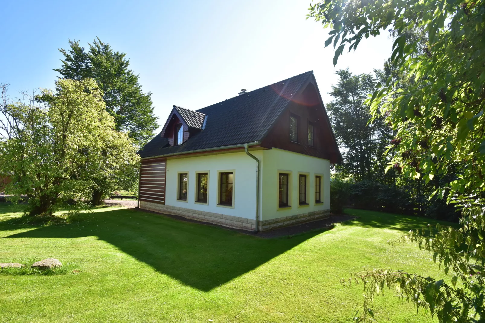Rád-Gardens summer