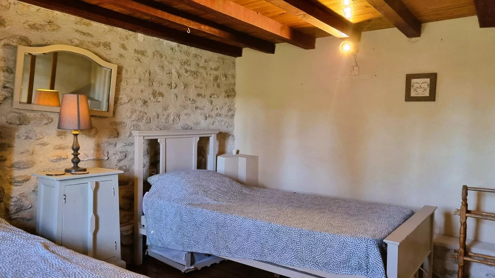 Le Pigeonnier de Villefloure-Bedroom