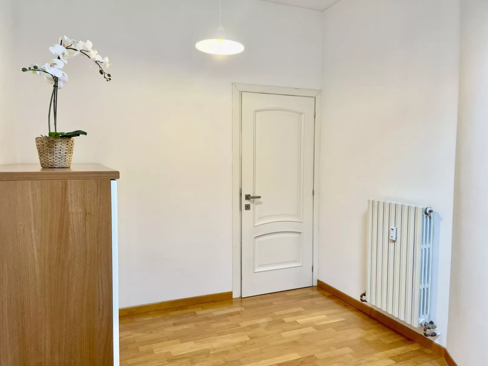 Bellano Lakeview Apartment-Dedans