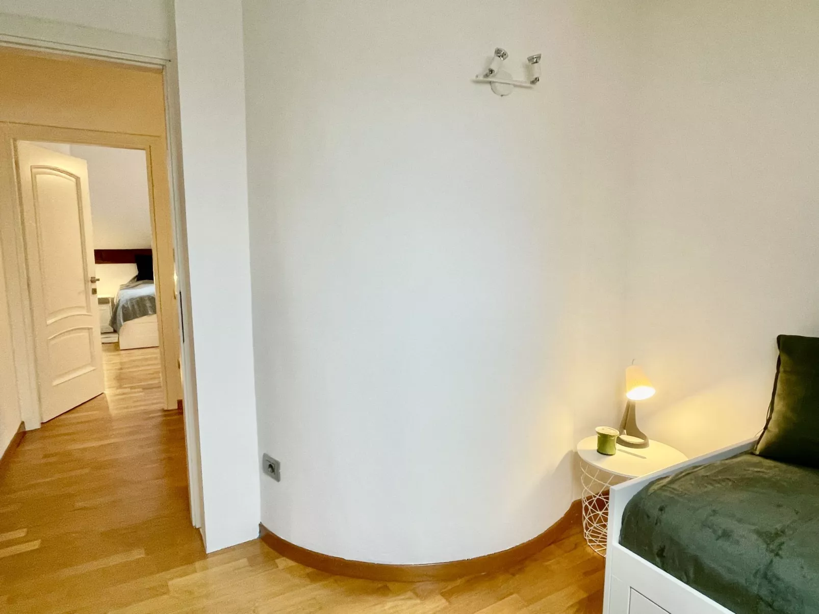 Bellano Lakeview Apartment-Dedans