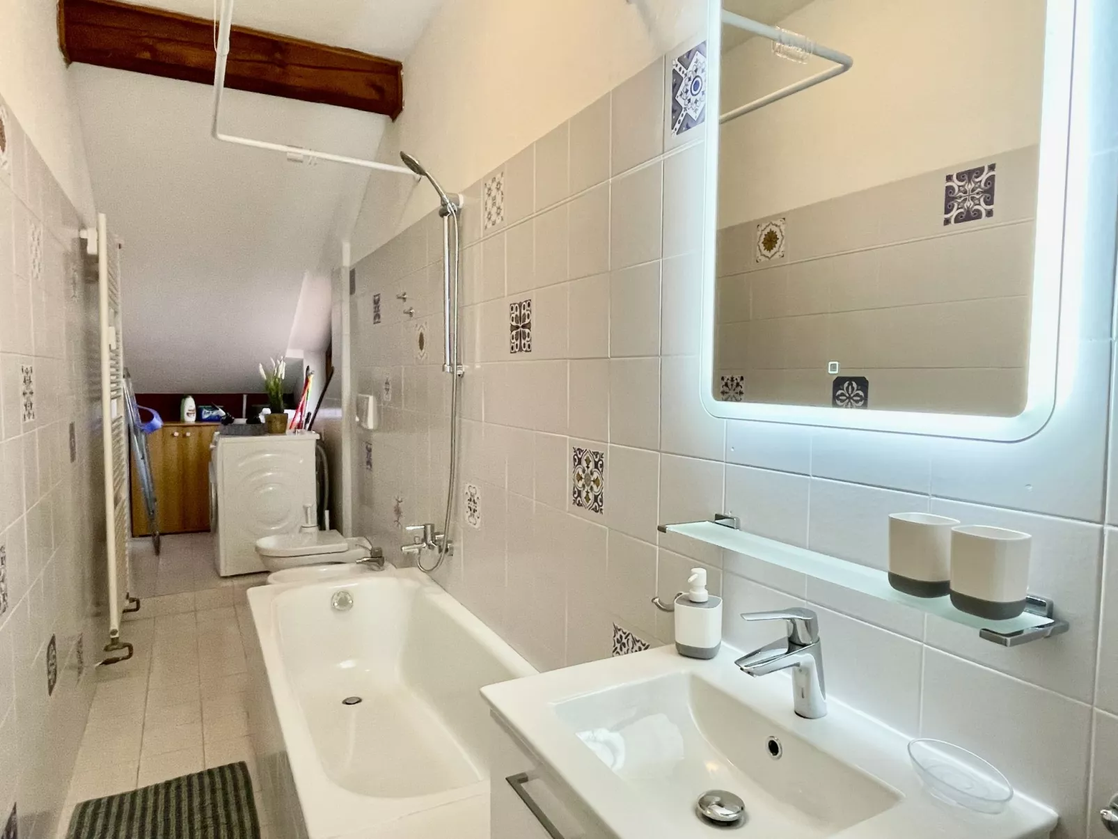 Bellano Lakeview Apartment-Dedans