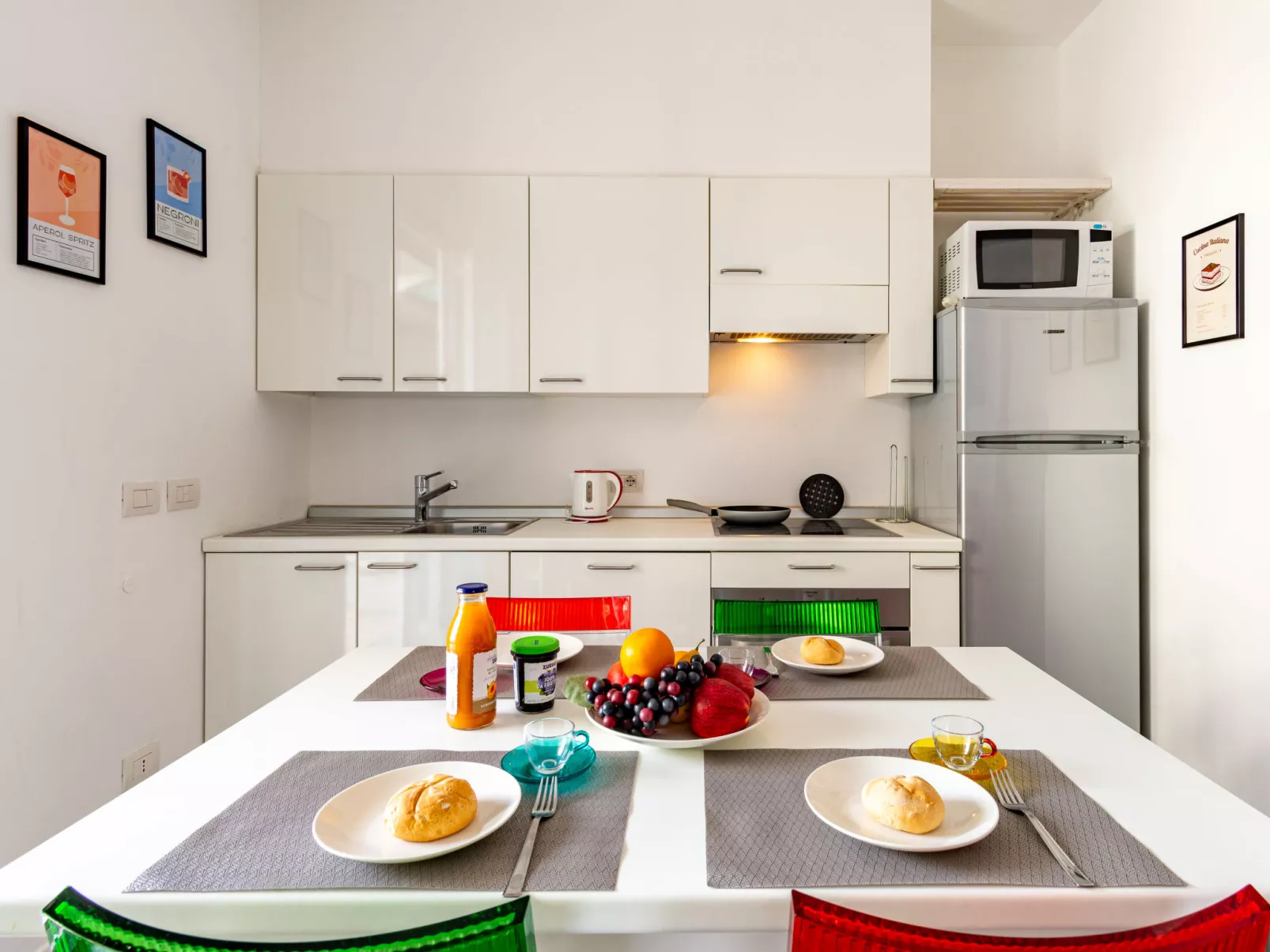 Vista Lago-Inside