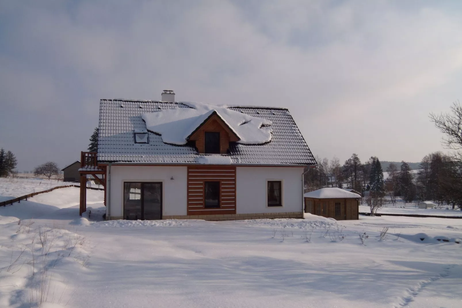 Koruna 12 persoons woning-Exterior winter