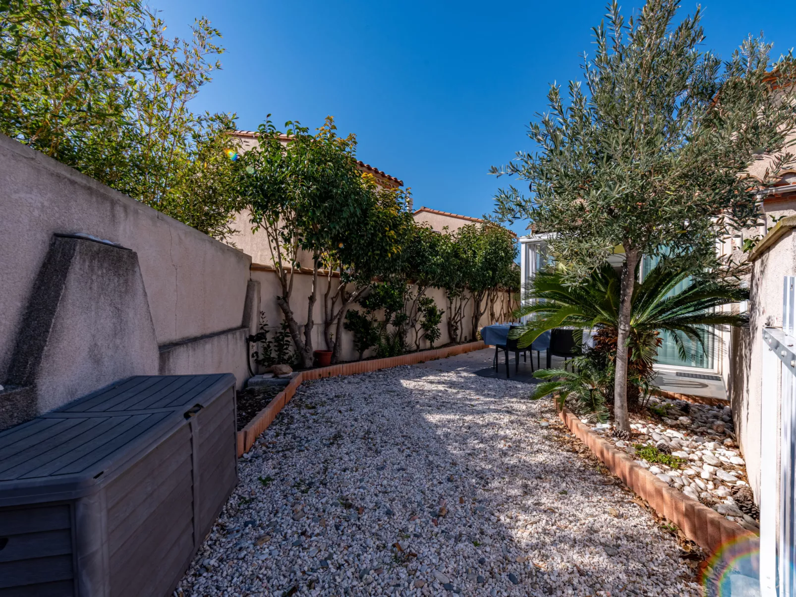 Le Clos du Par-Outside