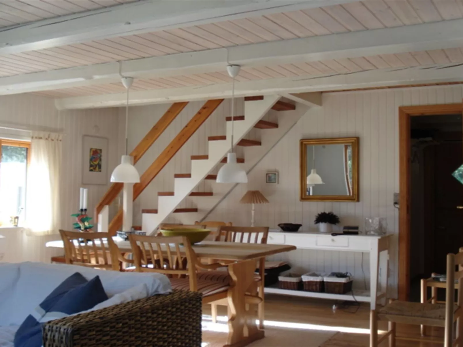 "Oluf" - 1.3km from the sea-Inside