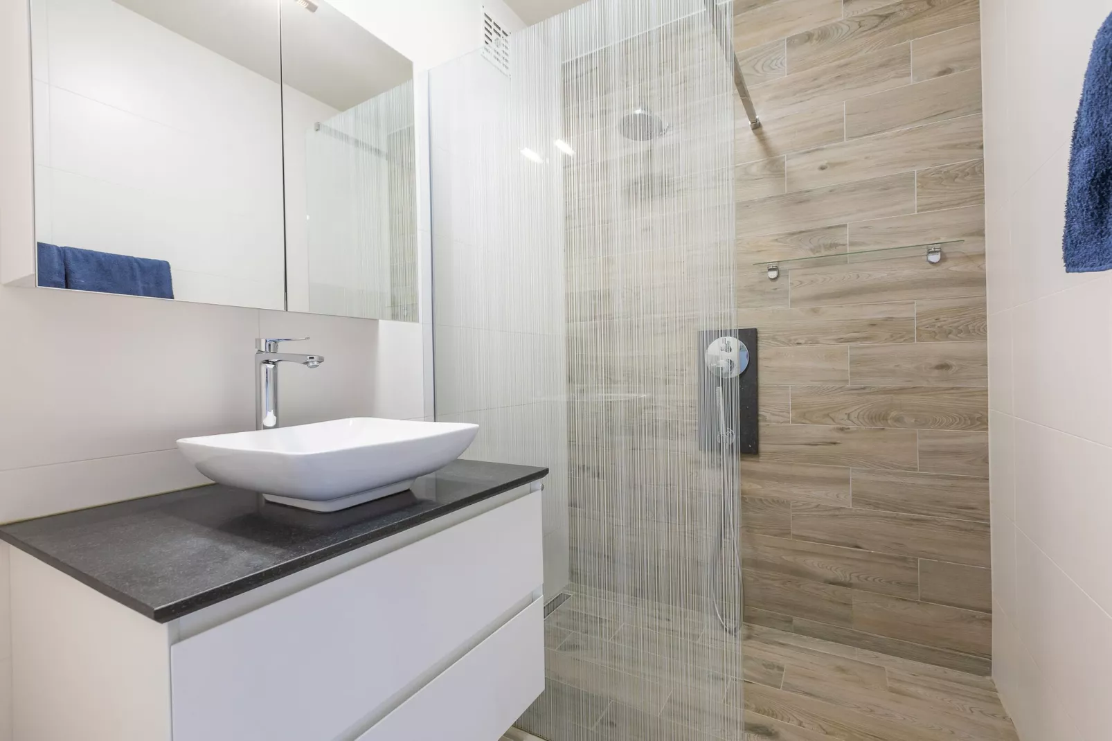 Sun Beach 0501-Bathroom