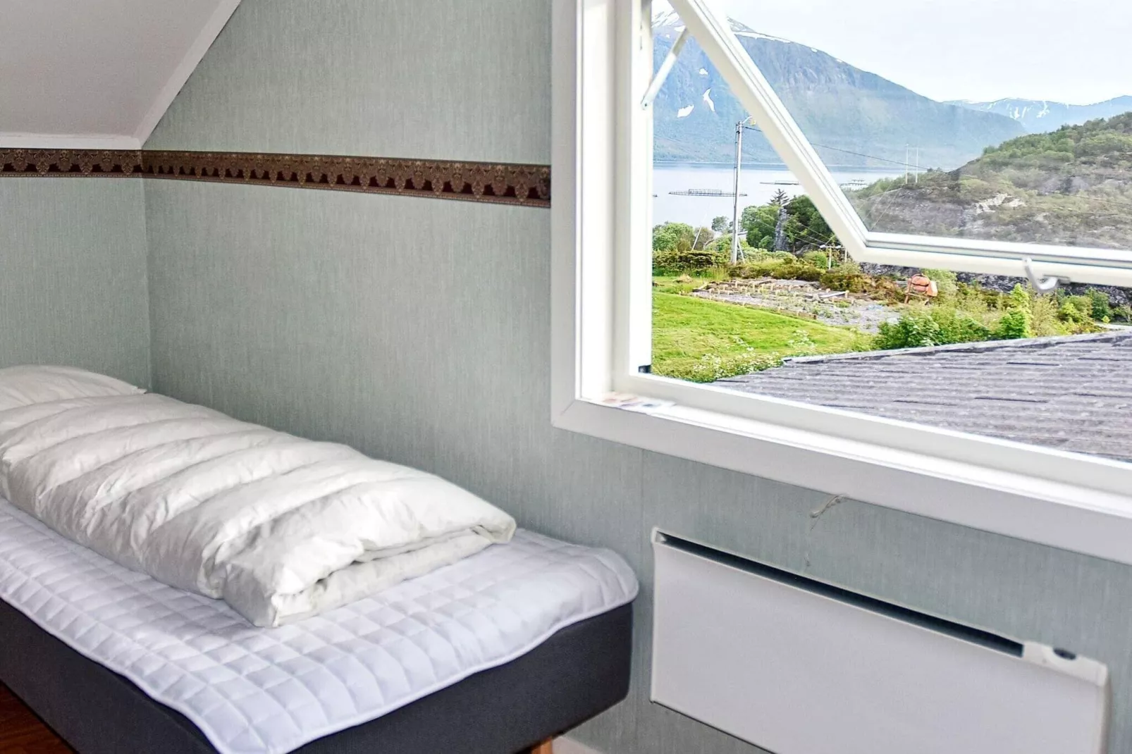 10 person holiday home in MIDSUND-Indoor
