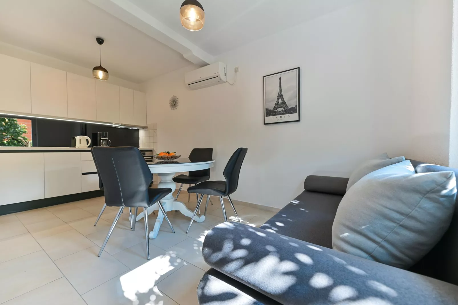 Apartment Verica-Kitchen