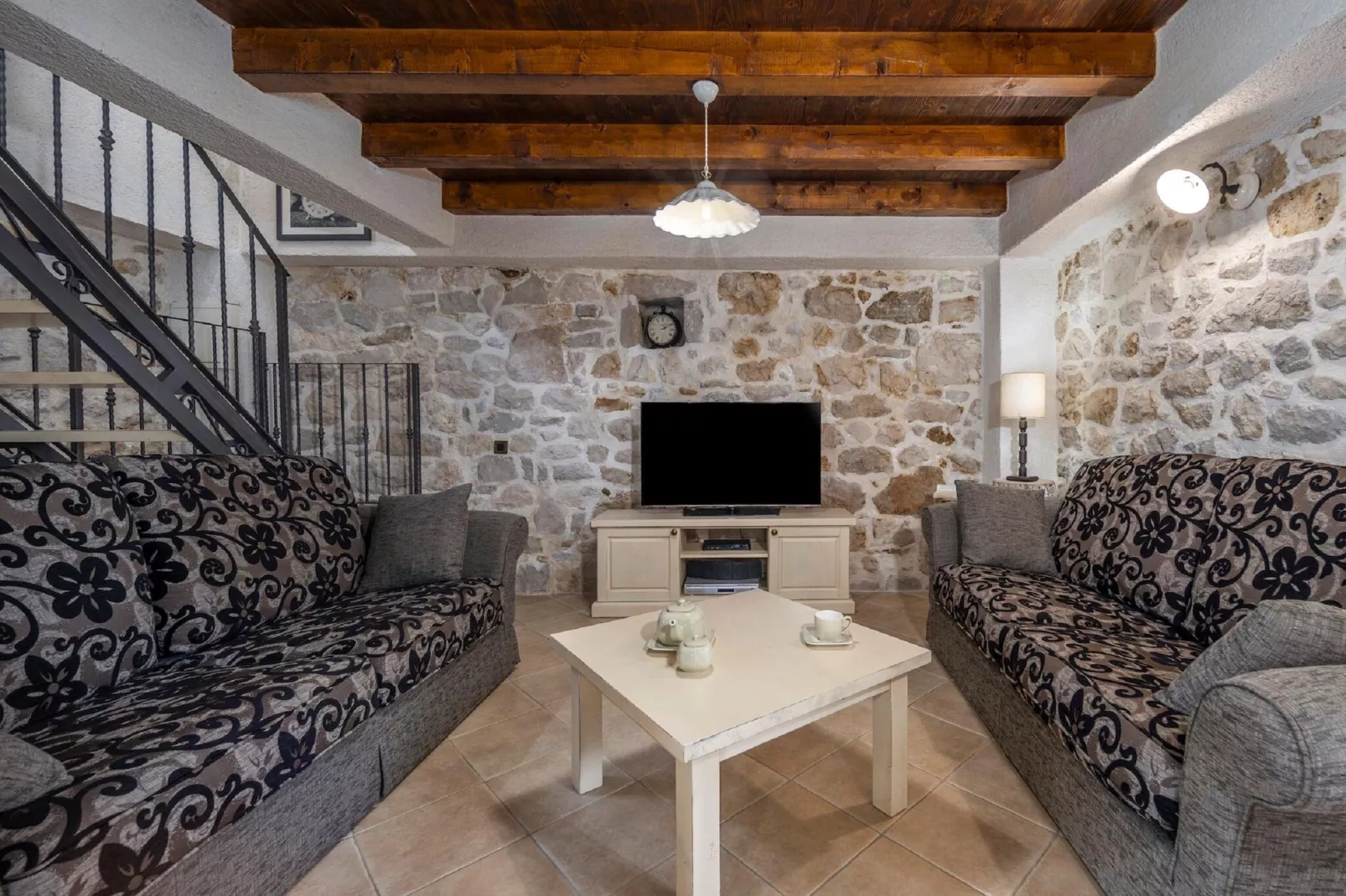 Villa Jerolim-Living room