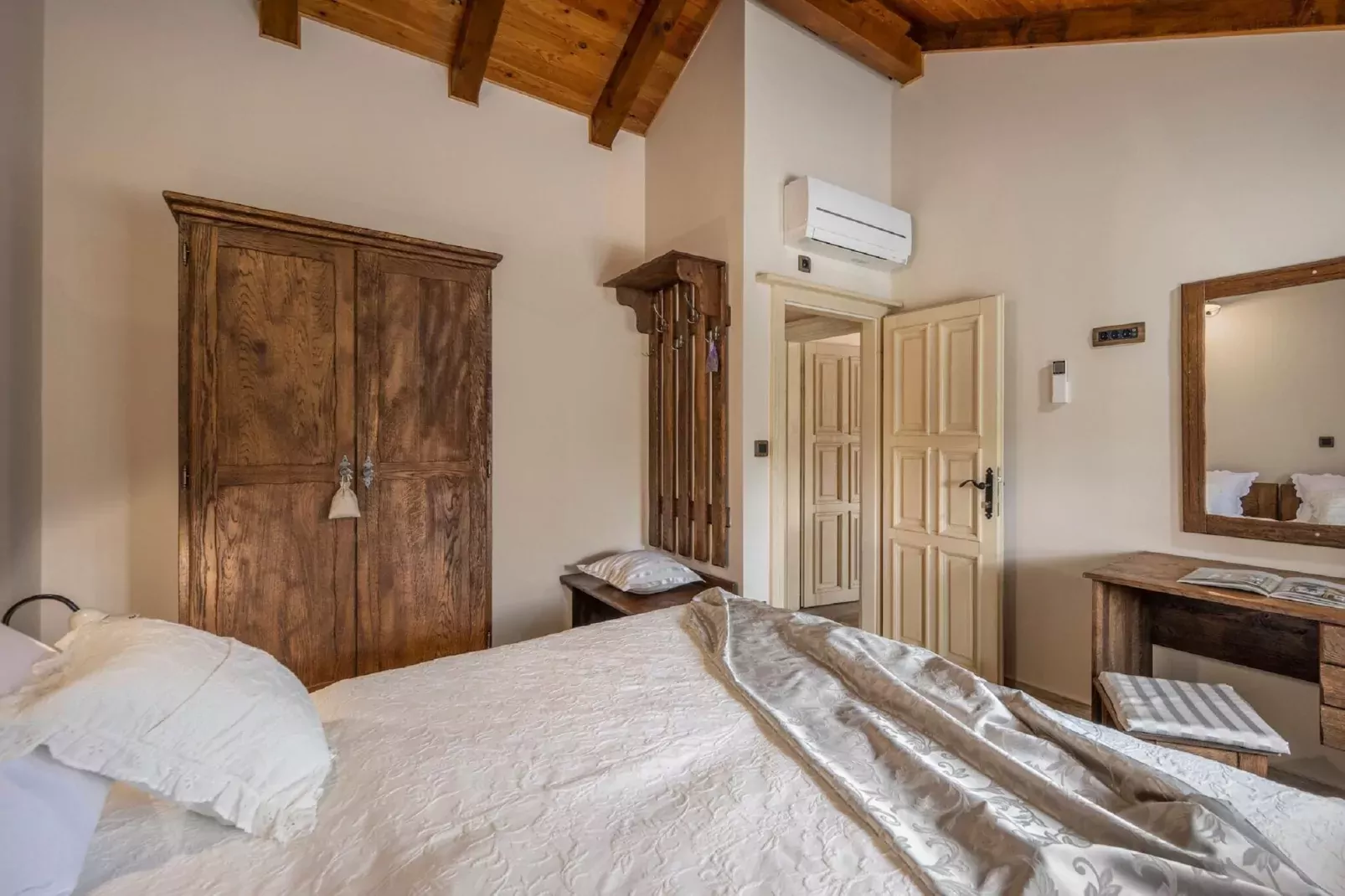 Villa Jerolim-Bedroom