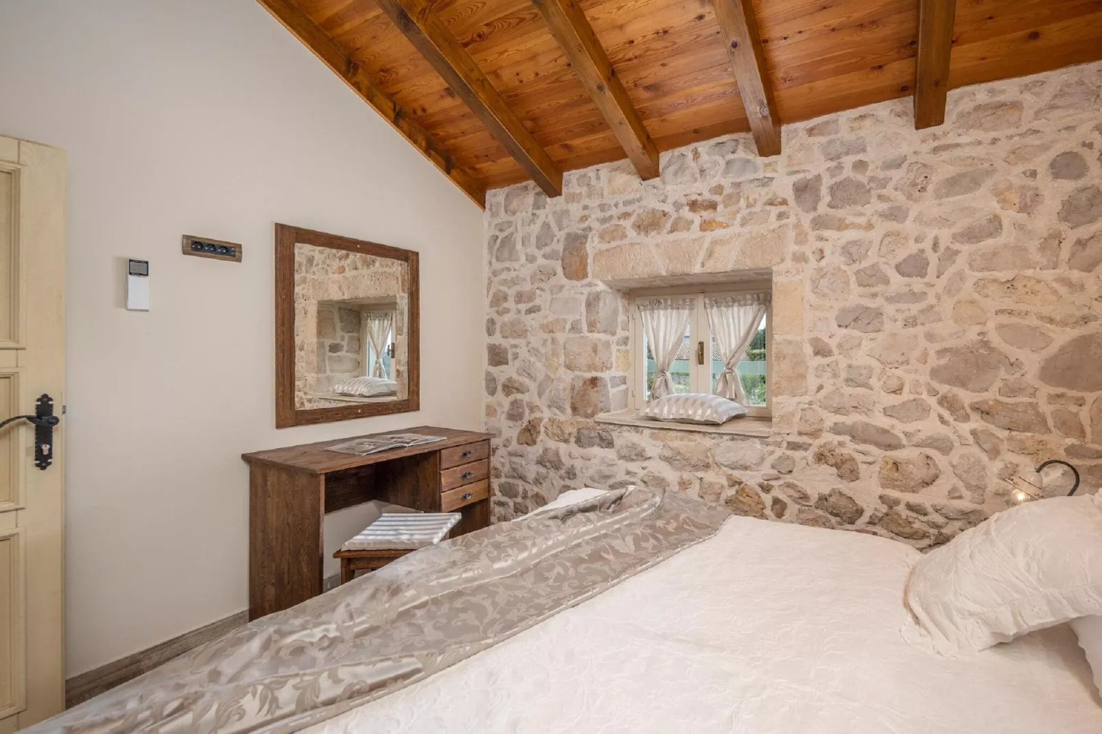 Villa Jerolim-Bedroom