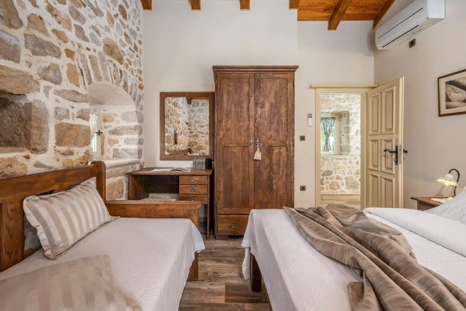 Villa Jerolim-Bedroom