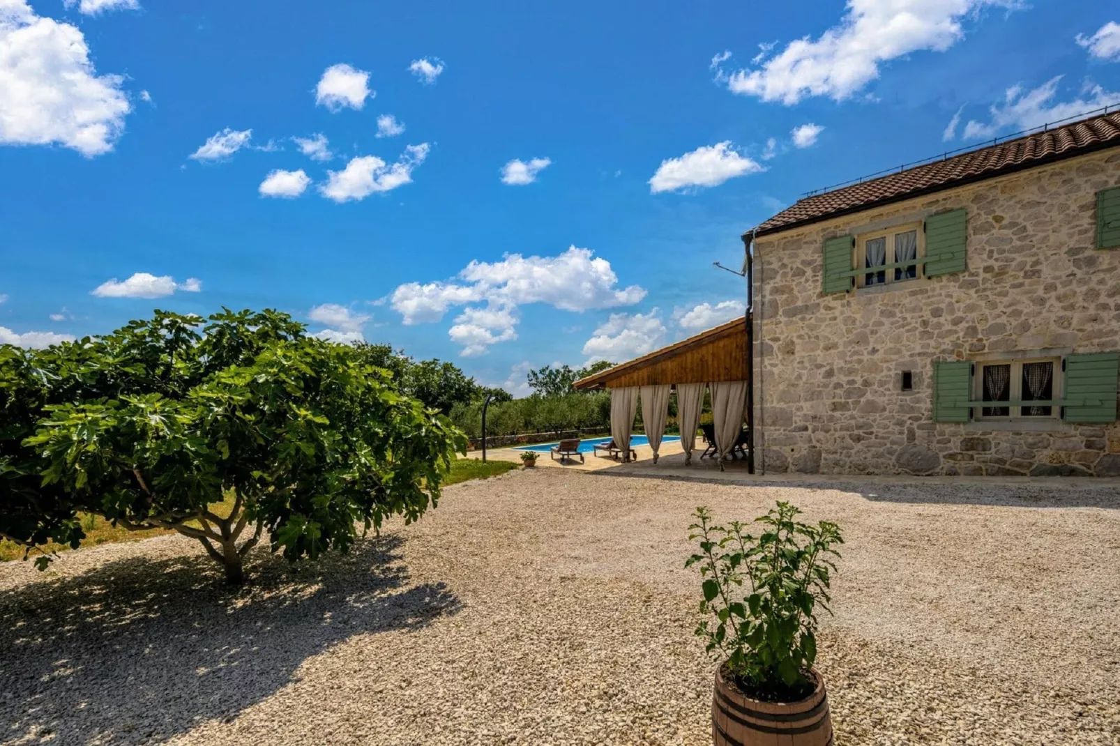Villa Jerolim-Gardens summer