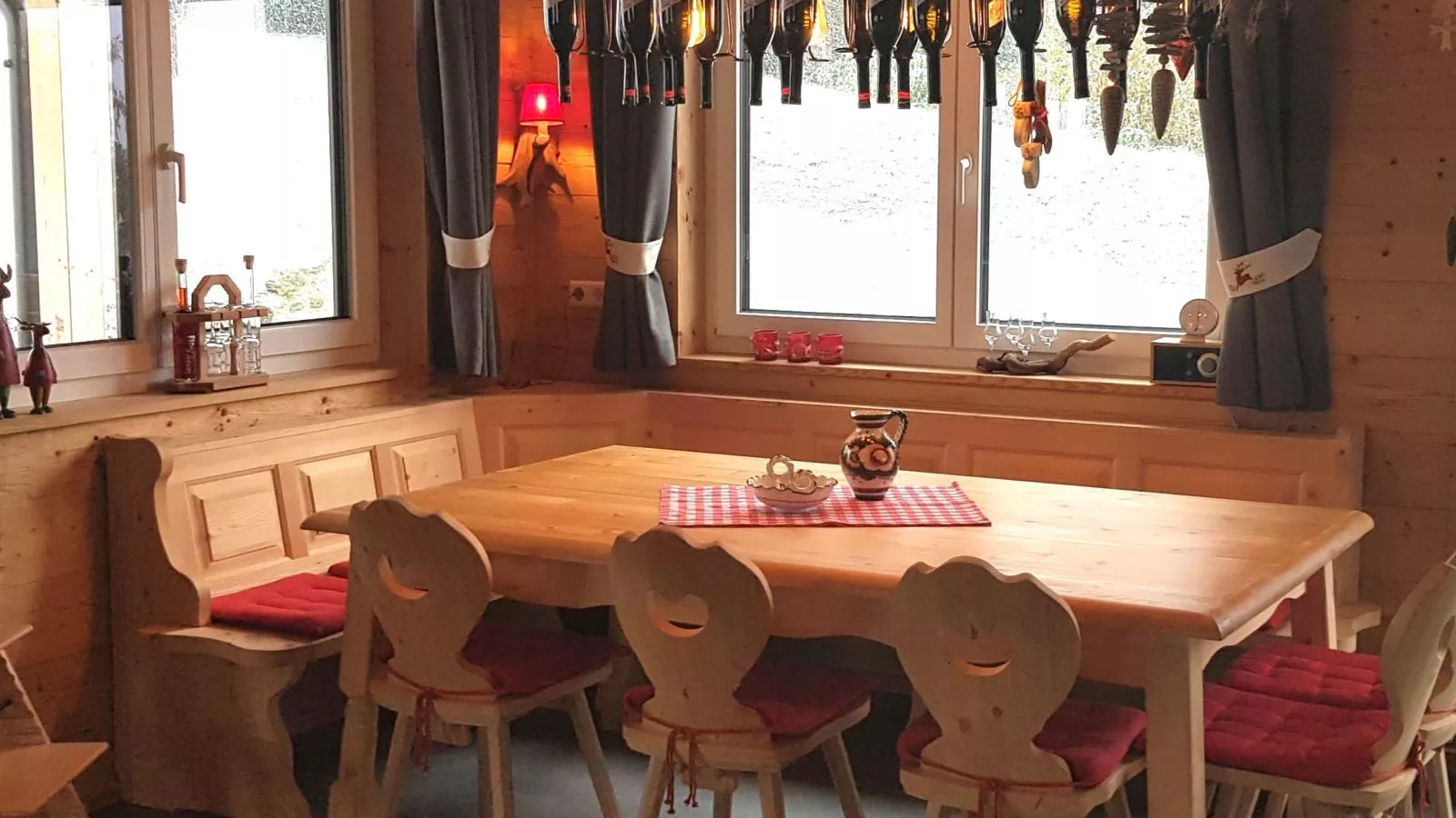 Moarhof-Dining room