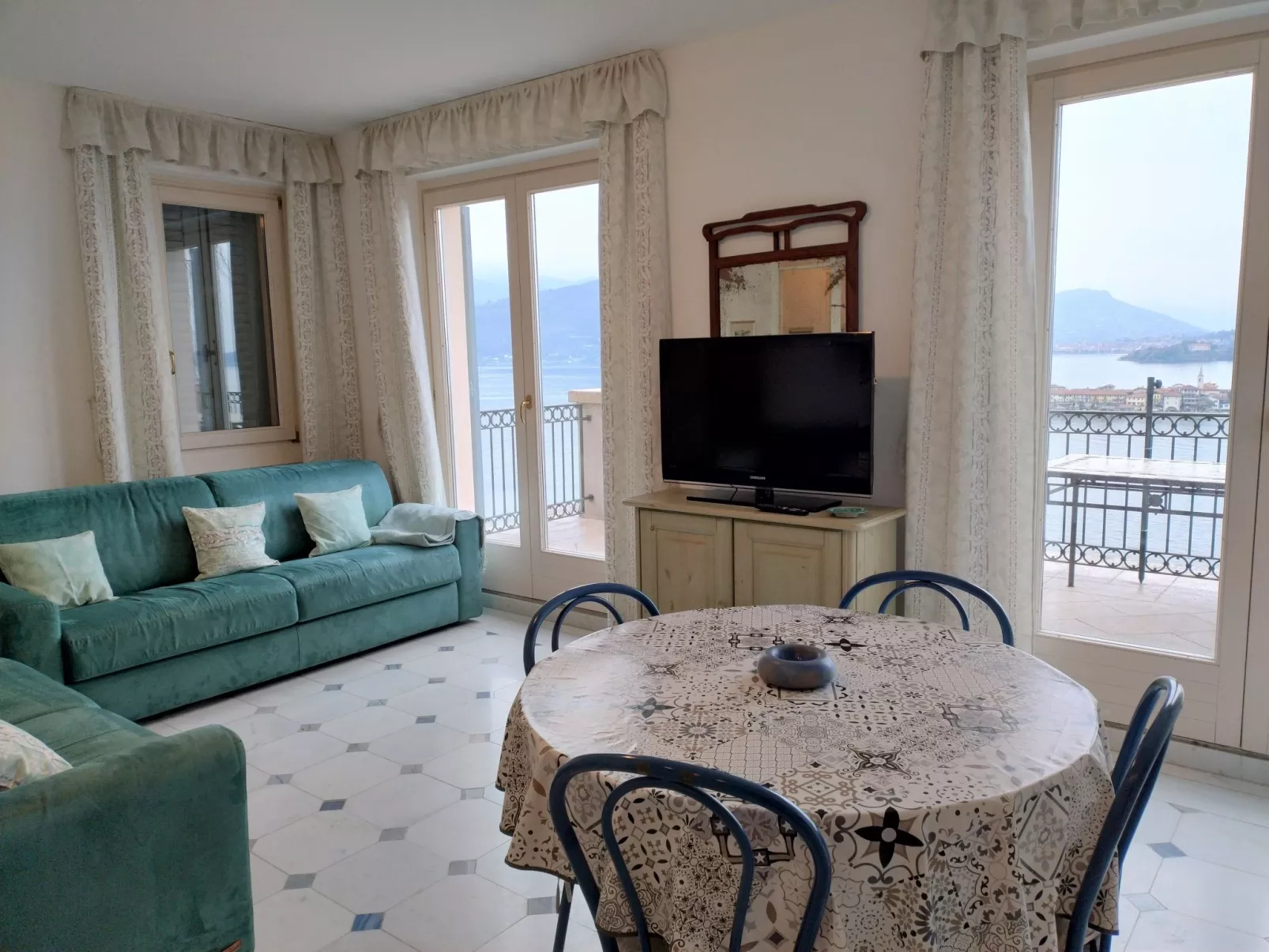 Punta Borromea-Inside