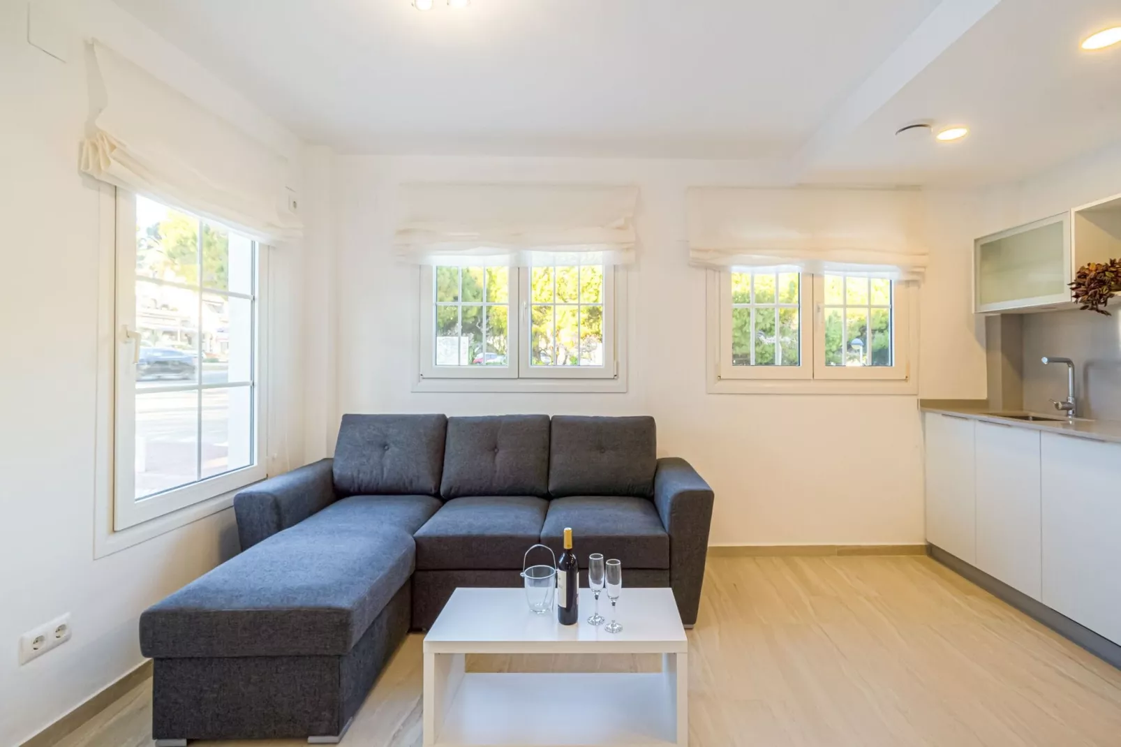 Luz y Playa Moraira-Living room