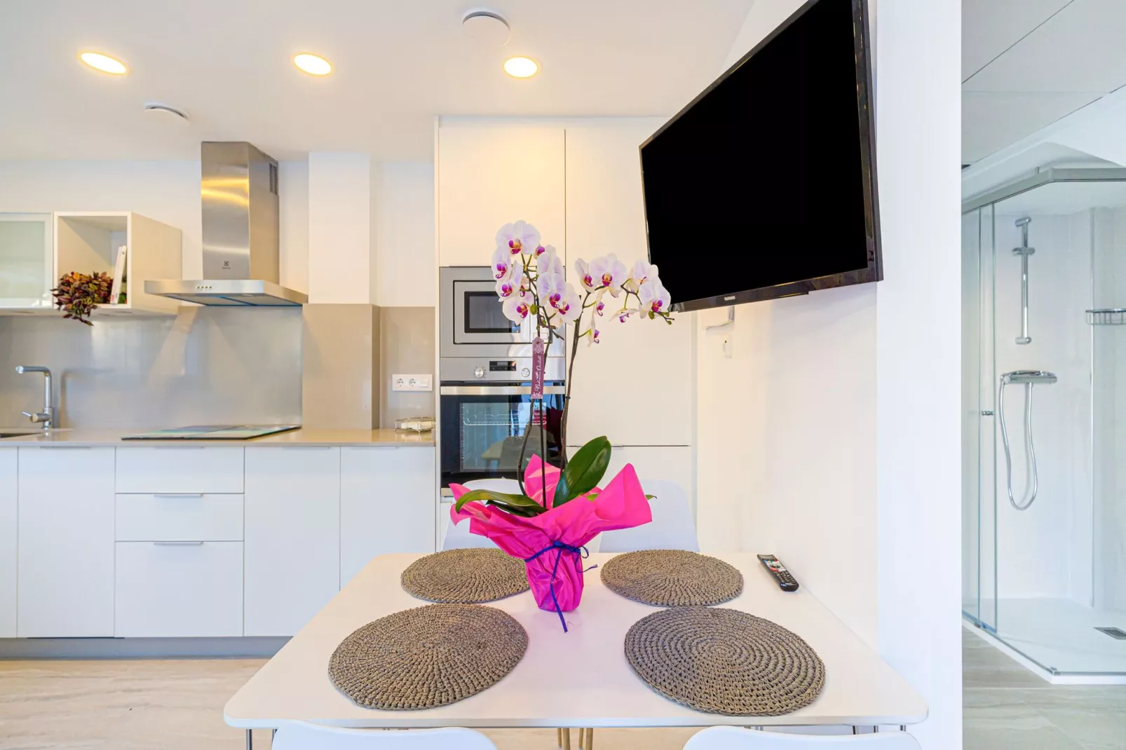 Luz y Playa Moraira-Kitchen
