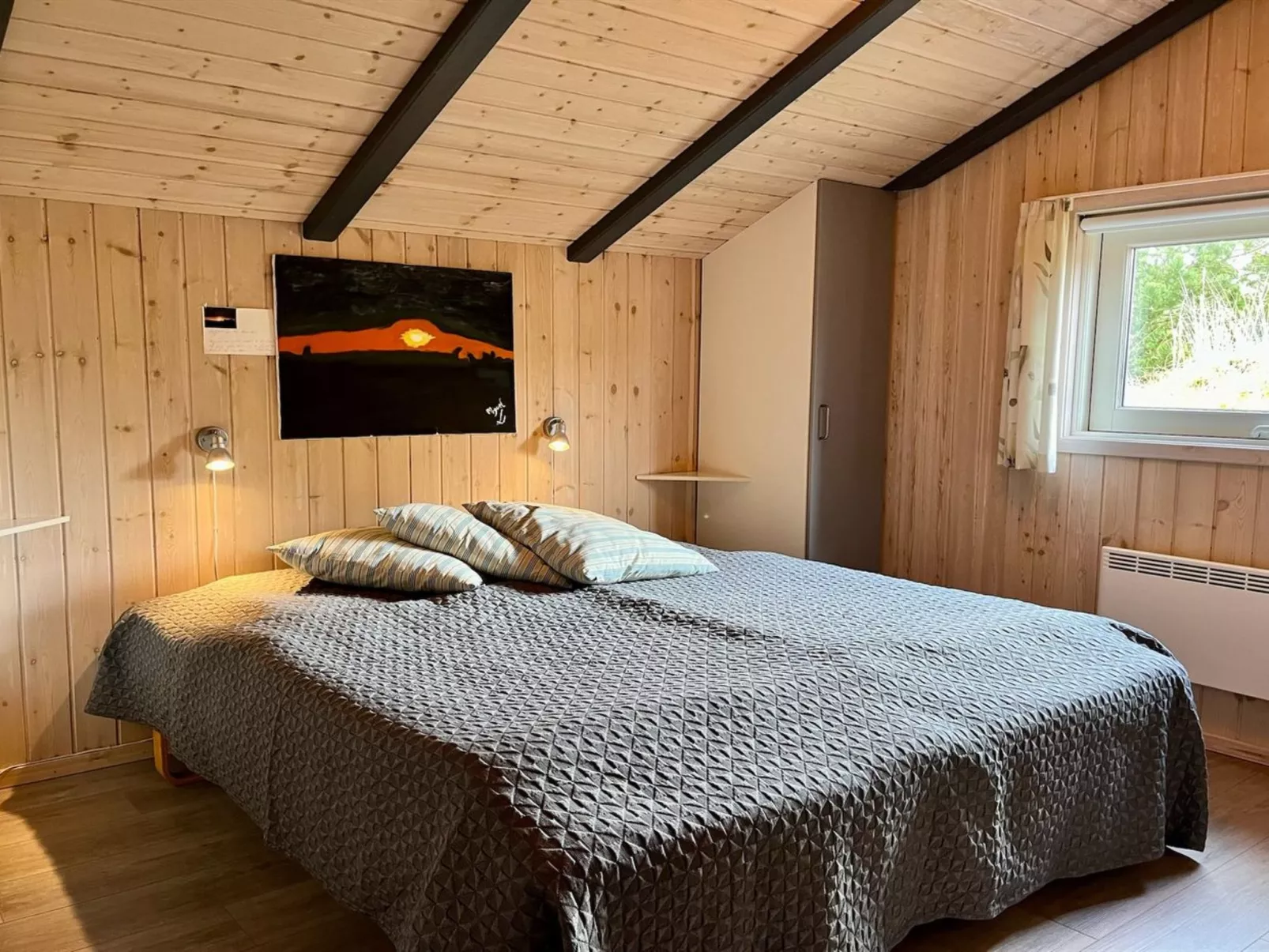 "Esmeralda" - 1.1km from the sea-Inside