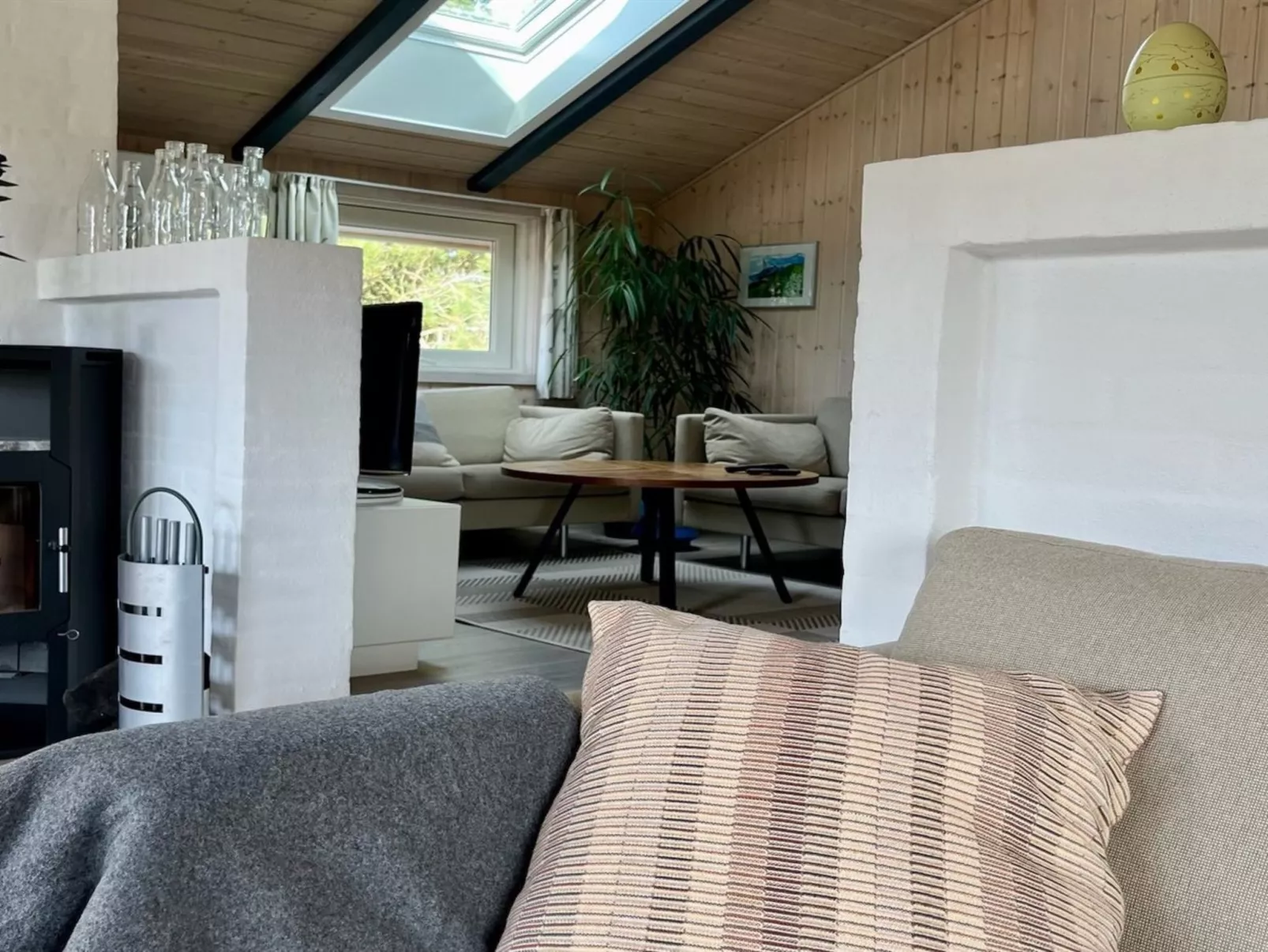 "Esmeralda" - 1.1km from the sea-Inside