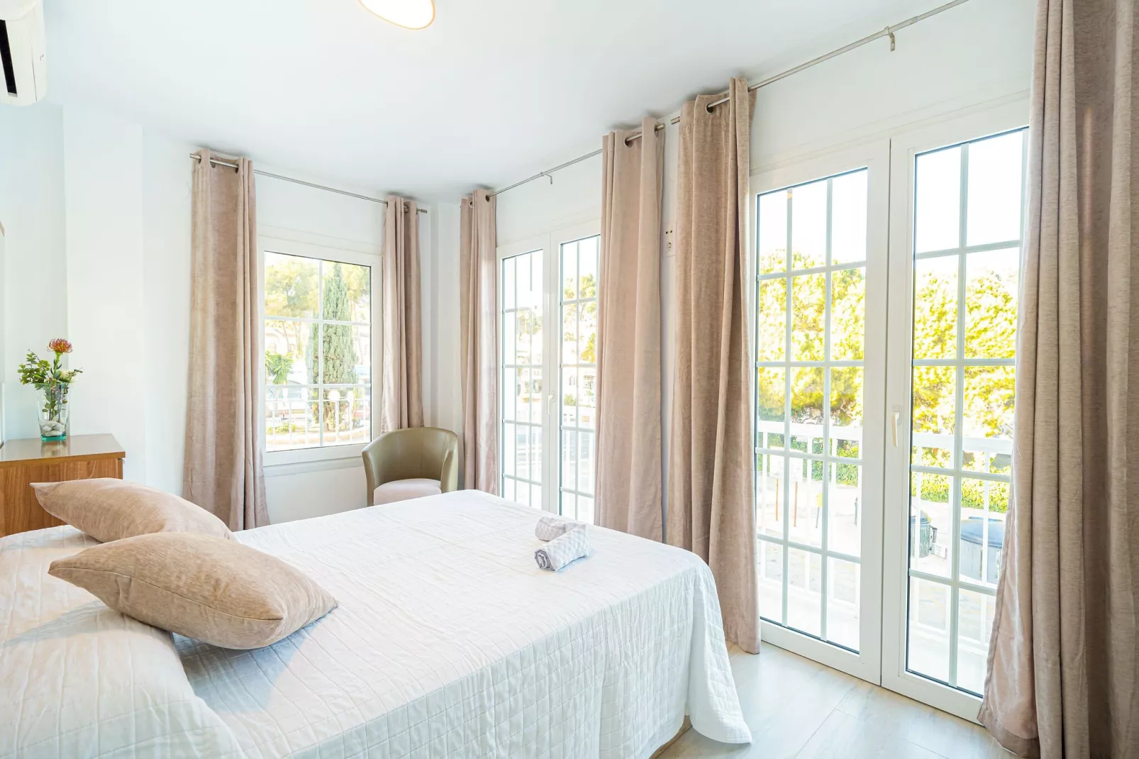 Luz y Playa Moraira-Bedroom