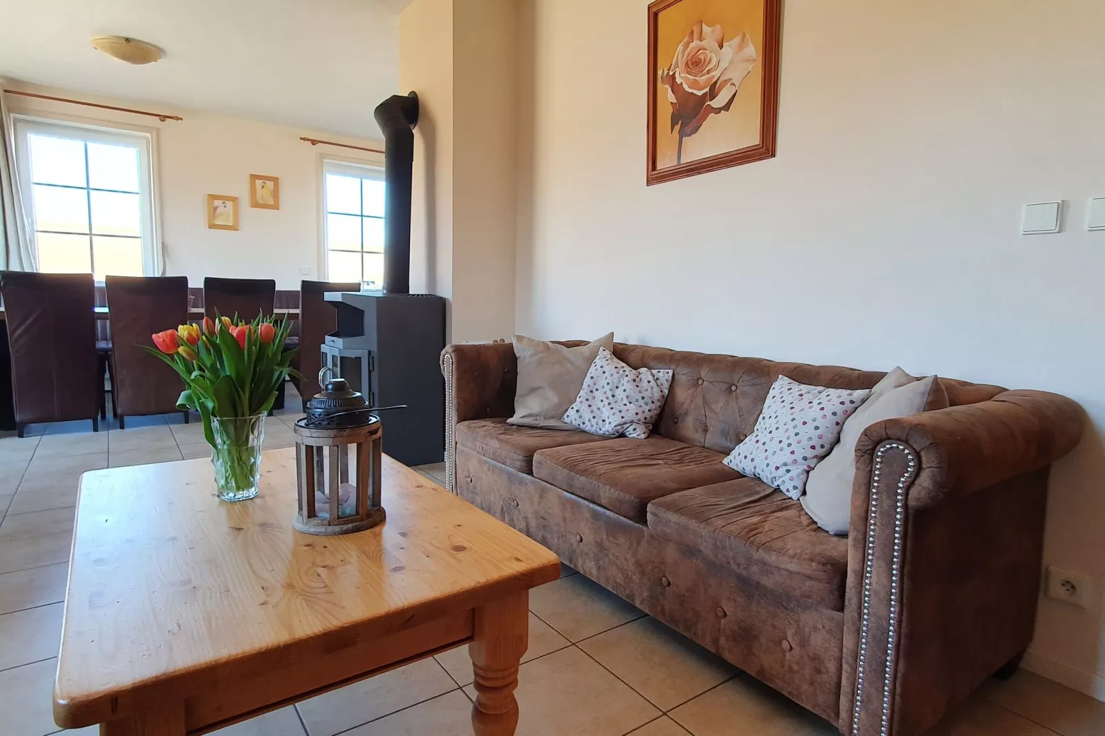 Koruna 12 persoons woning-Living room