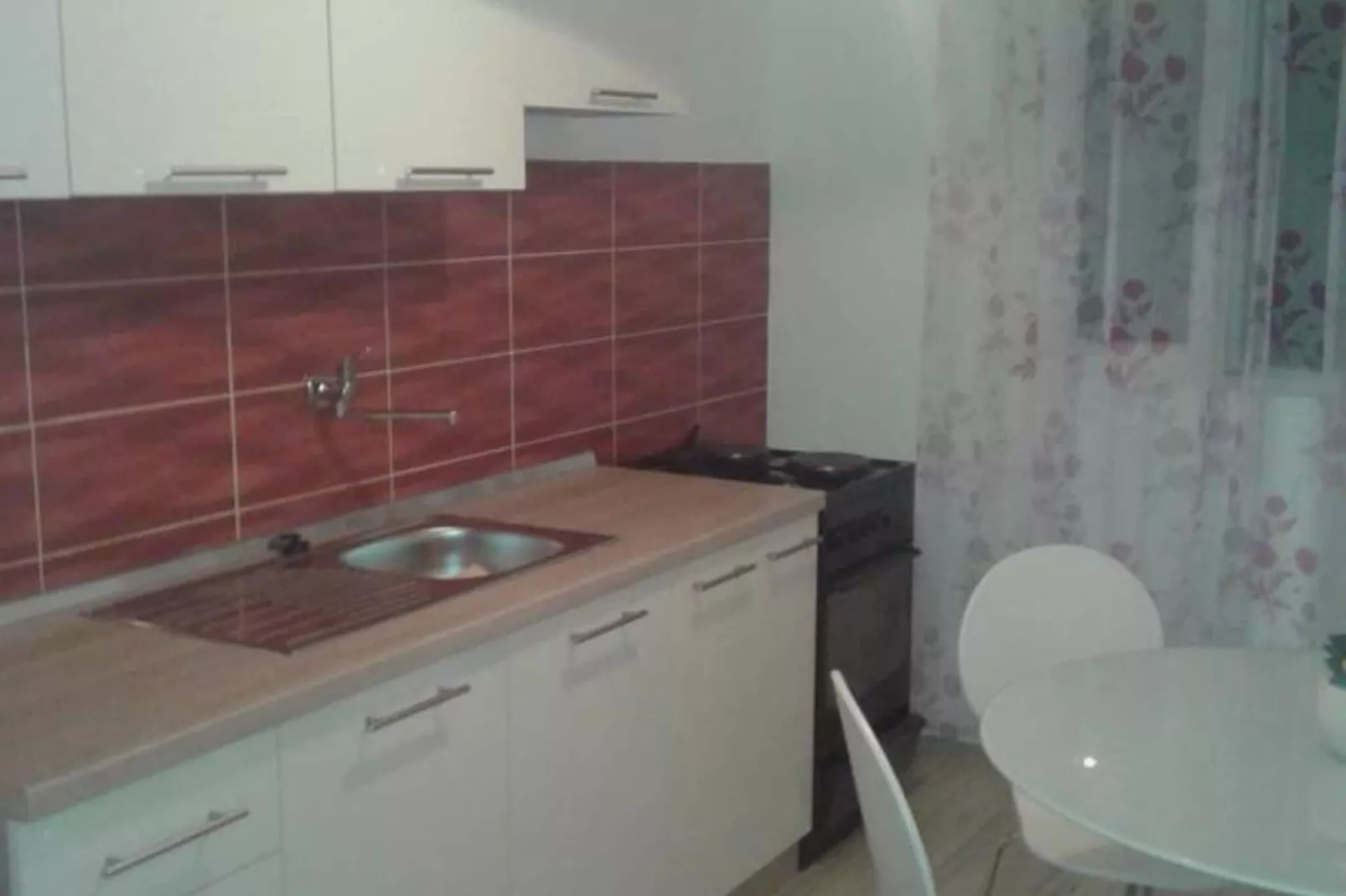 Apartment Mime 2-Kitchen