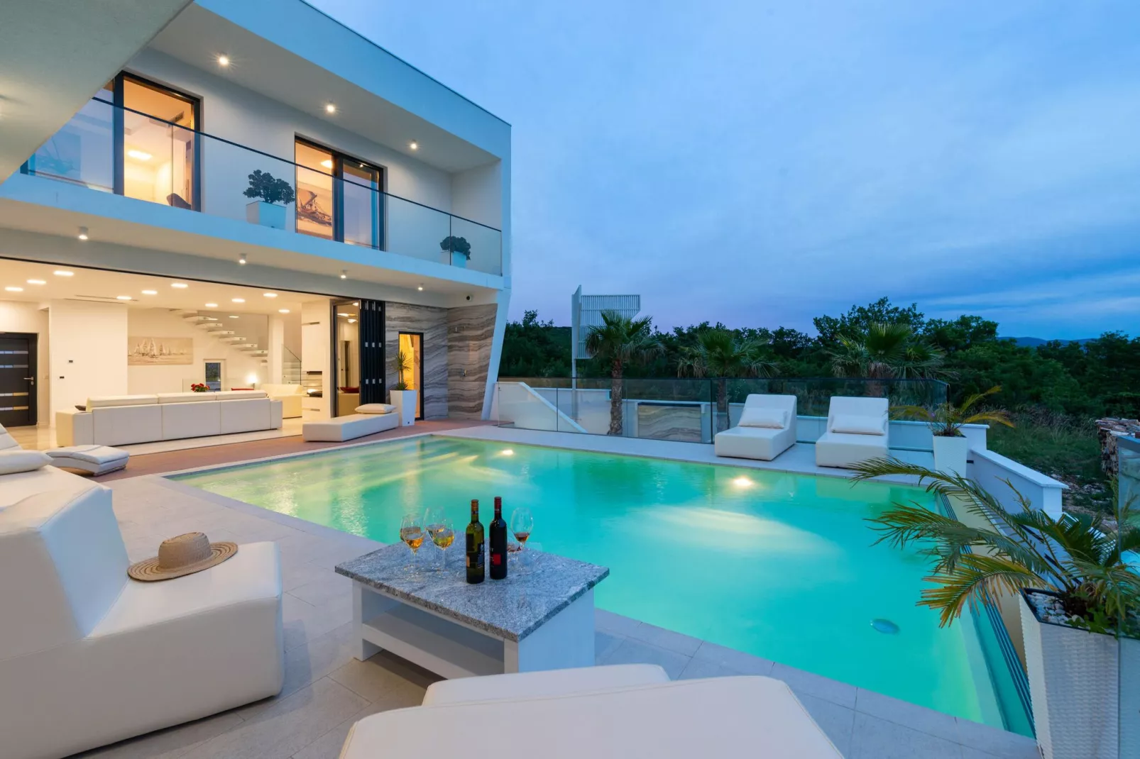 VILLA MICHELLE-Pool