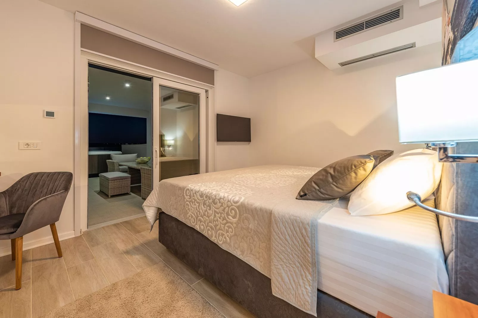 VILLA MICHELLE-Bedroom