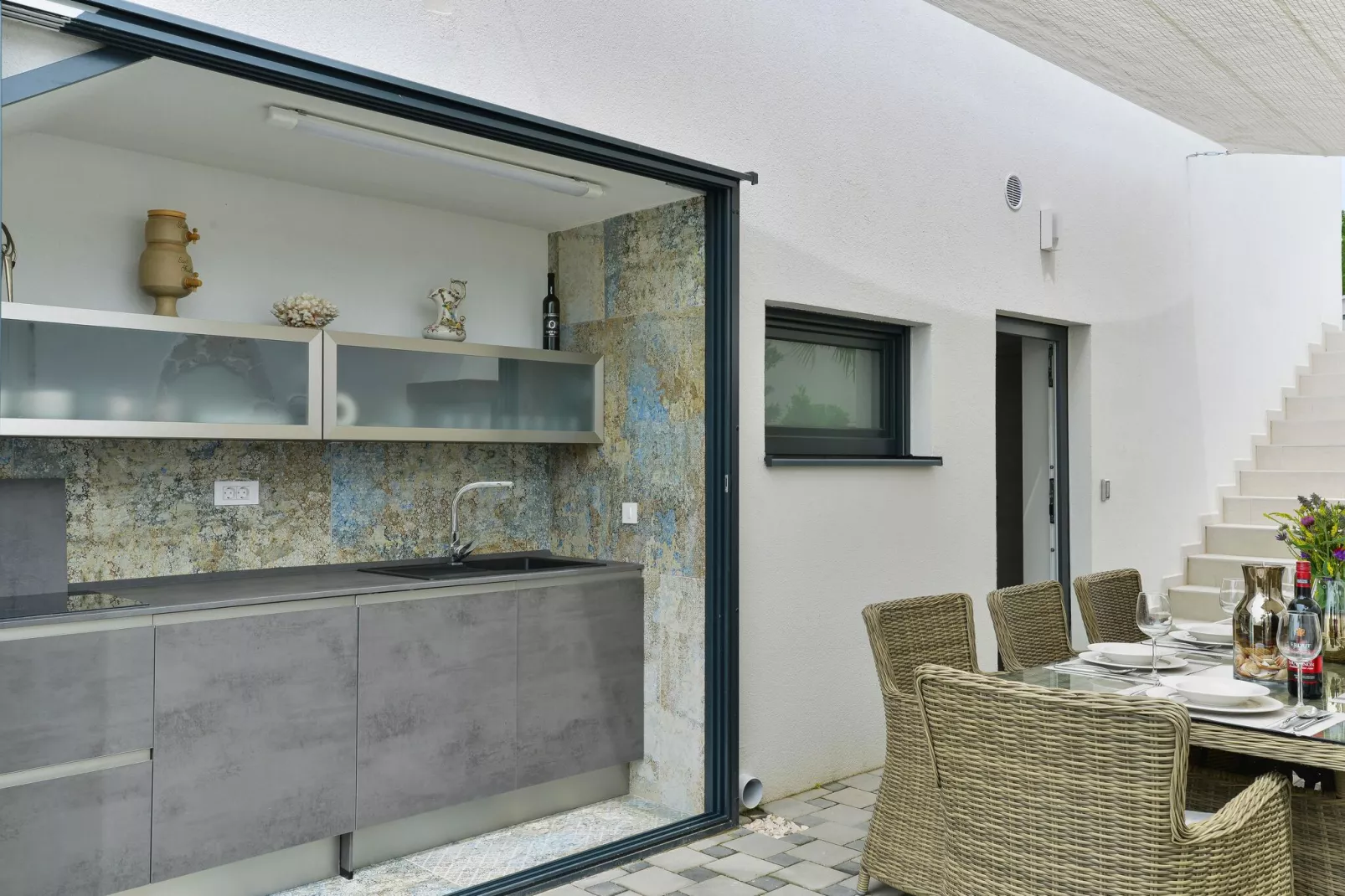 VILLA MICHELLE-Terrace balcony