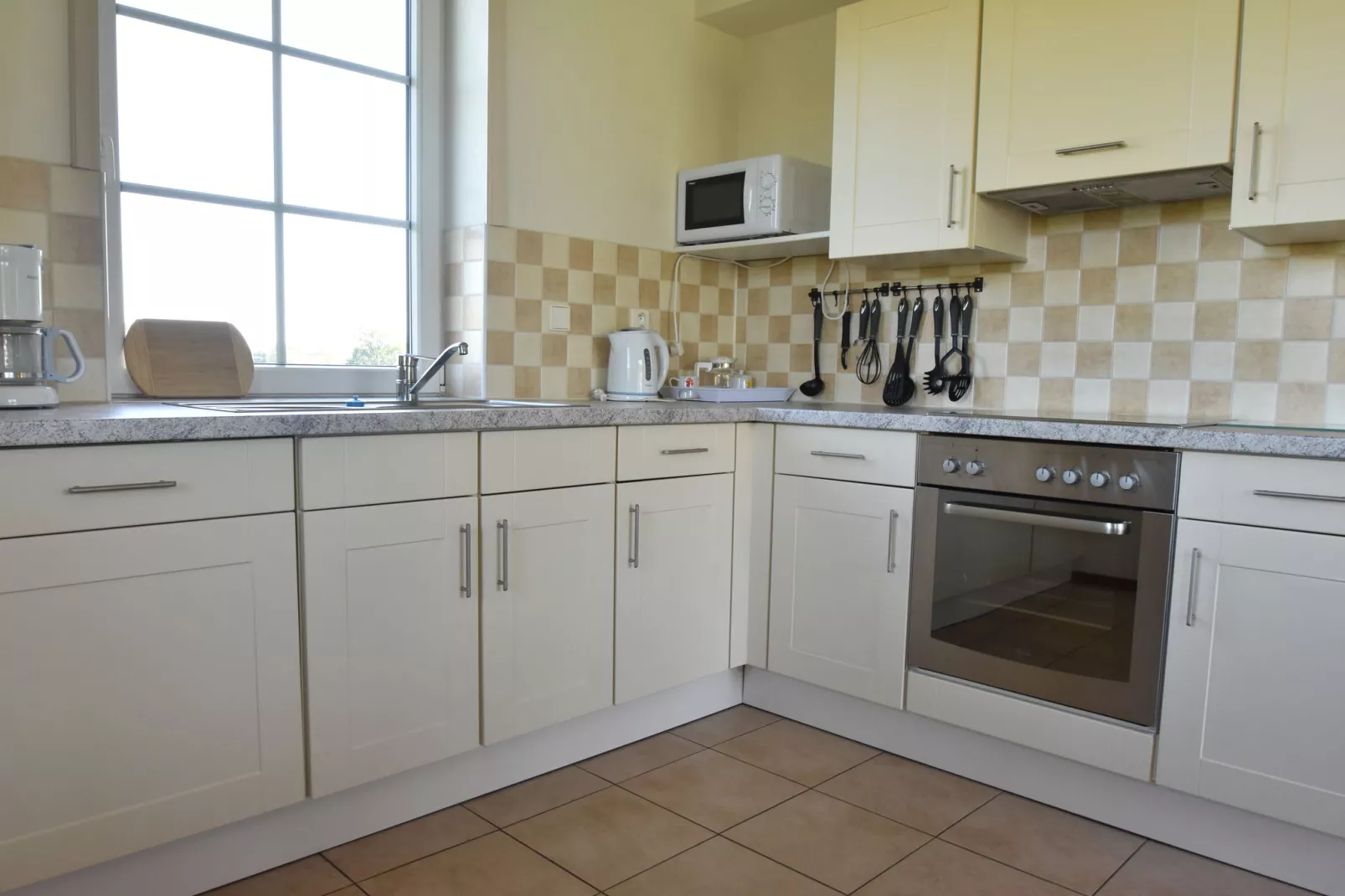 Koruna 12 persoons woning-Kitchen