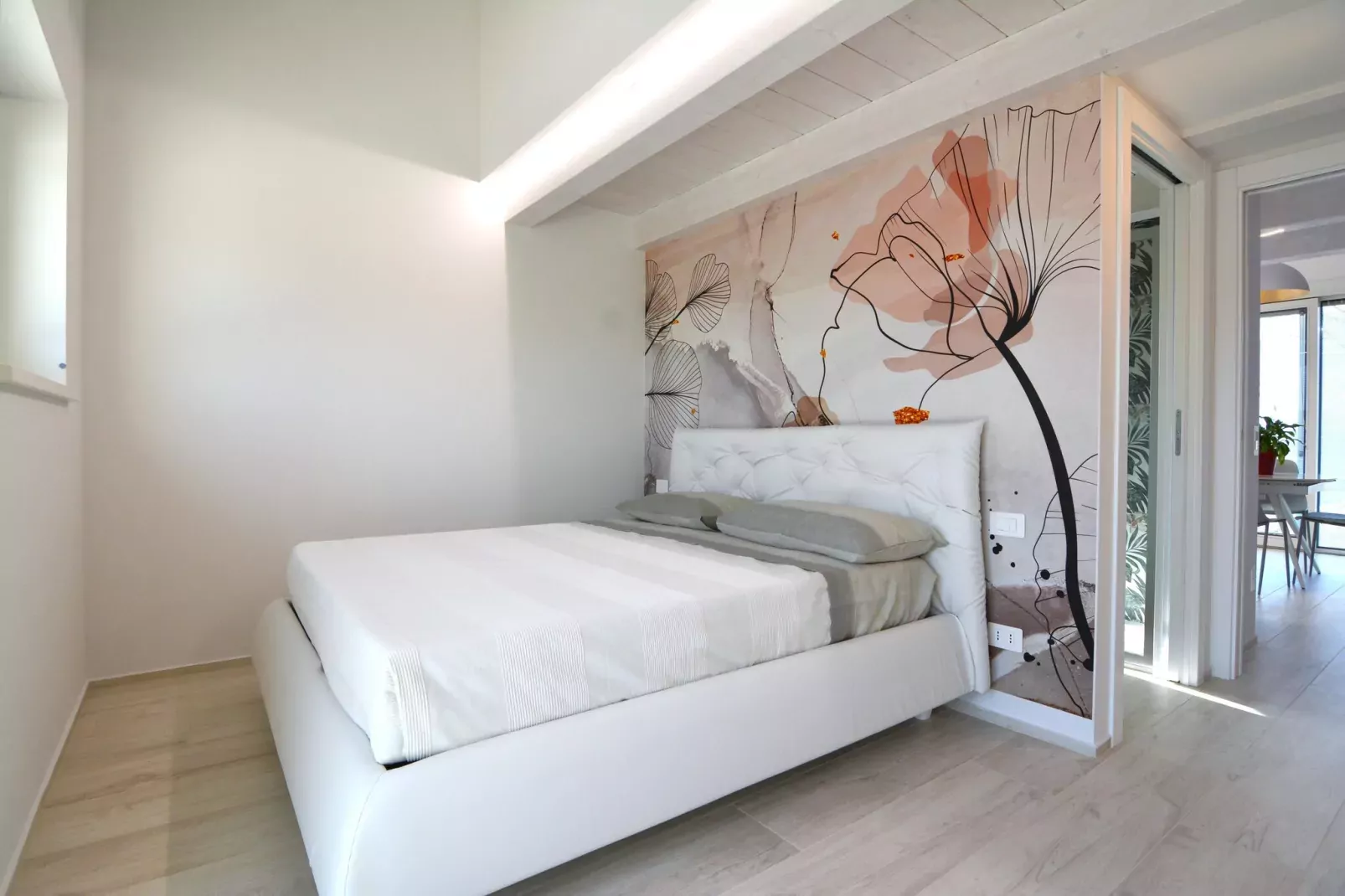 Infiniti Colli-Bedroom