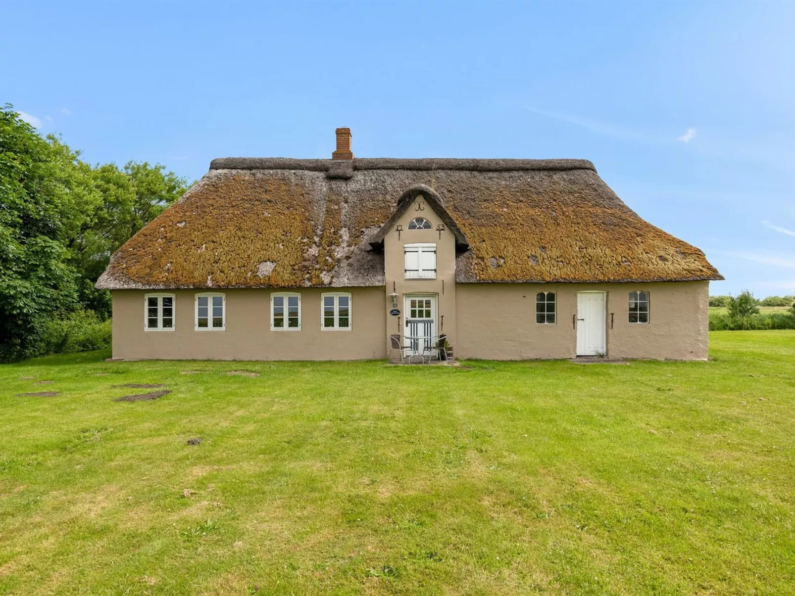 "Thorarin" - 25km from the sea-Outside