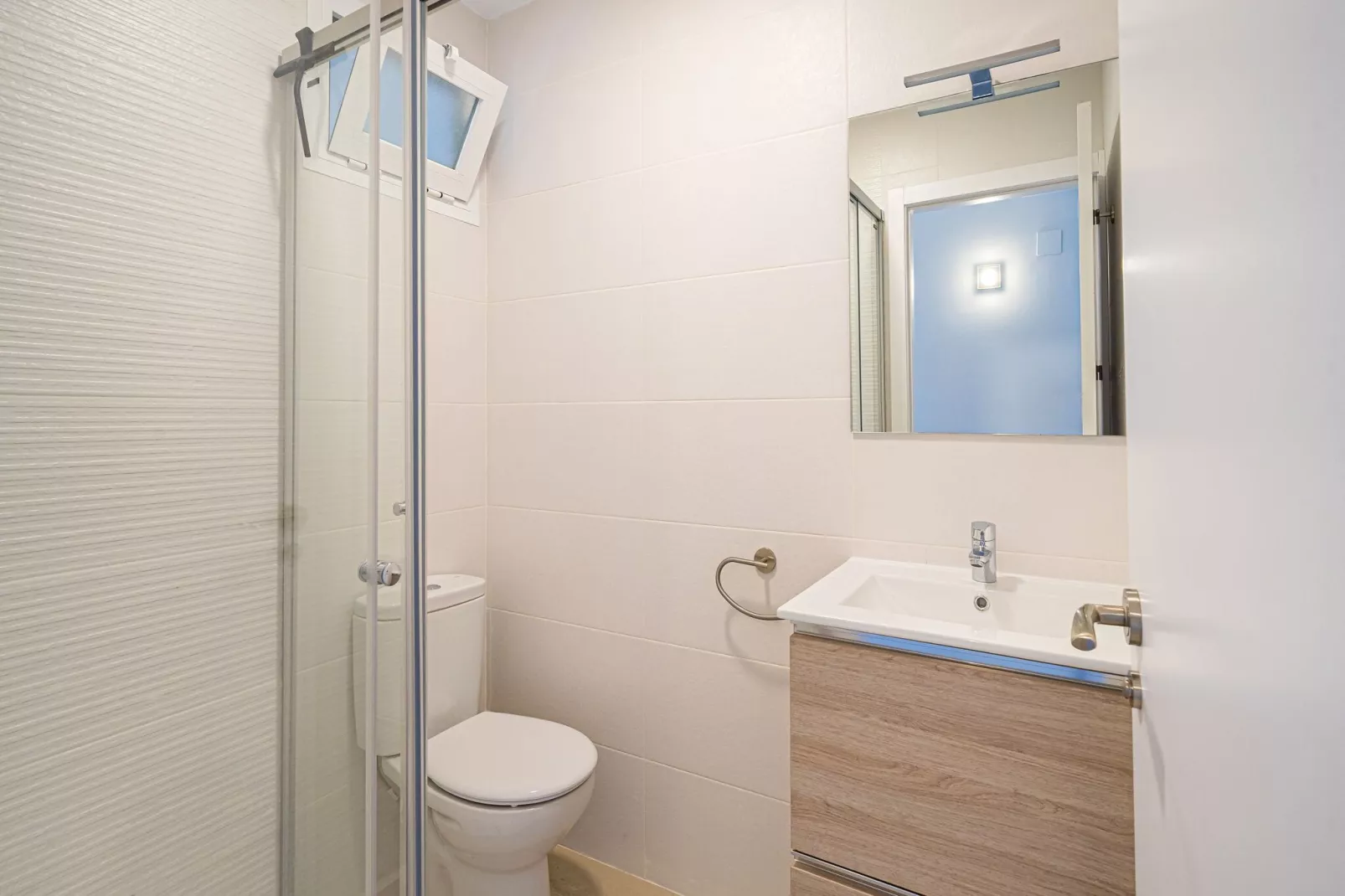 Luz y Playa Moraira-Bathroom