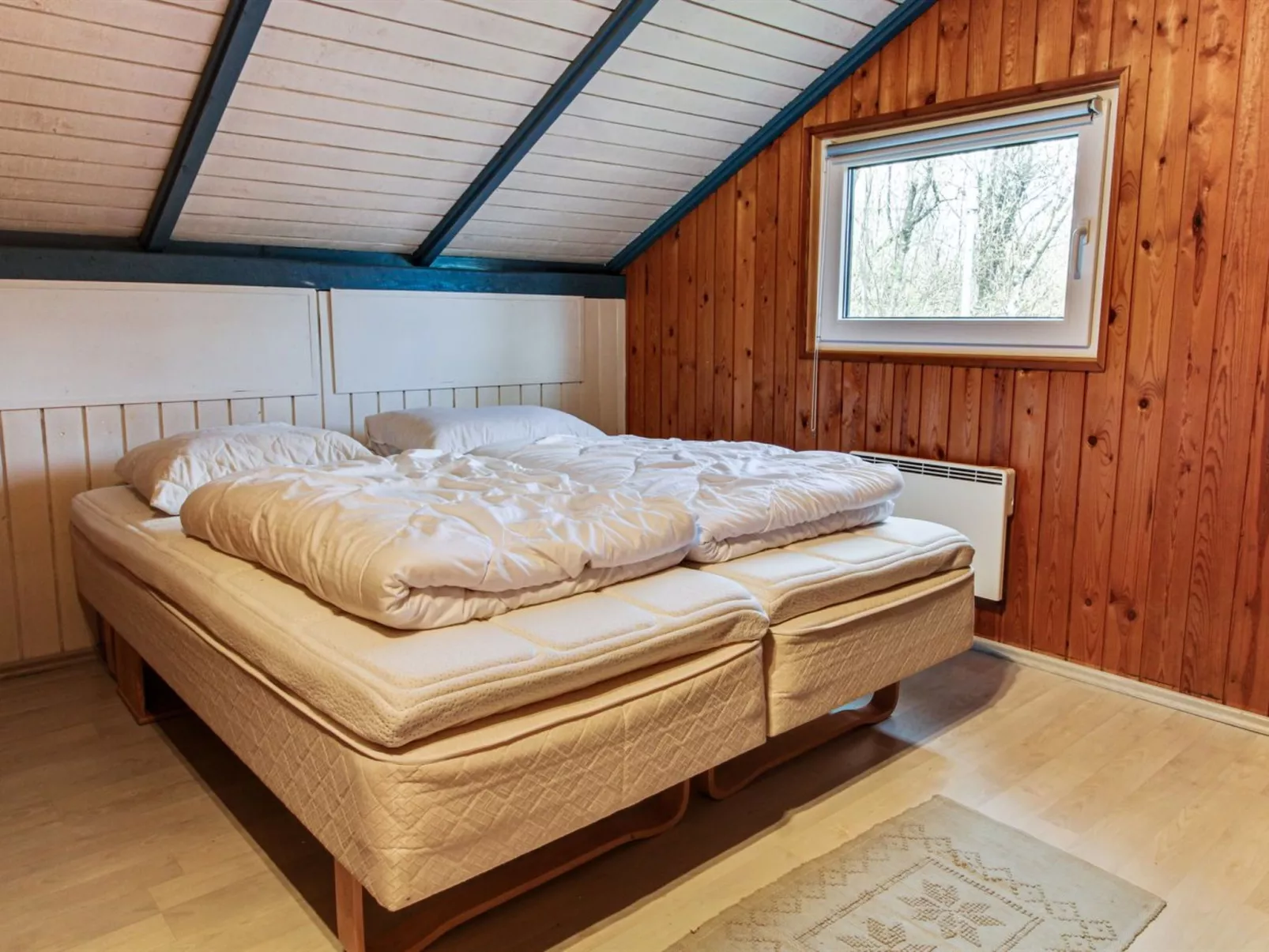 "Amela" - 30km from the sea-Inside