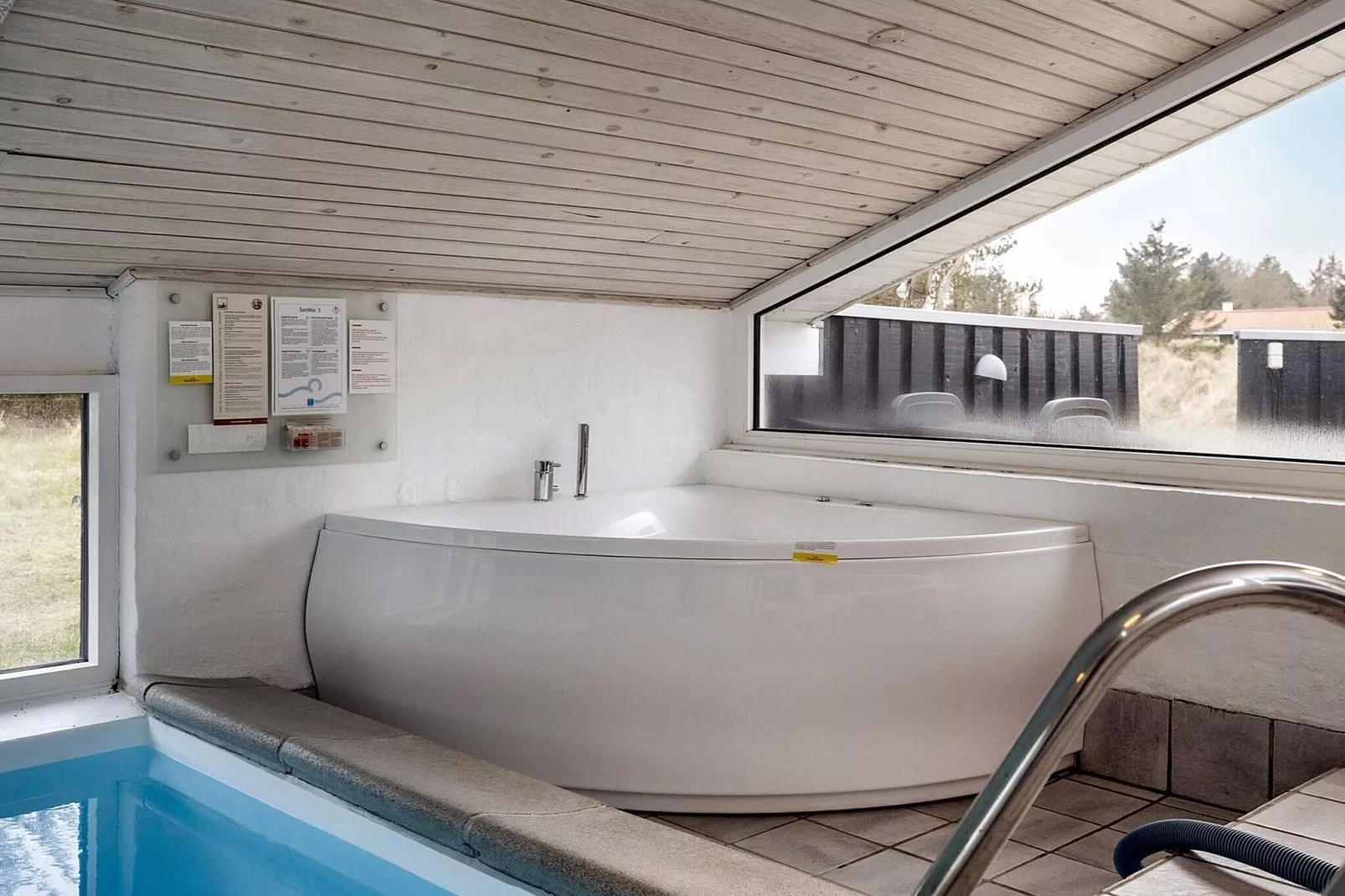 9 Personen Ferienhaus in Blokhus-By Traum-Wellnessbereich