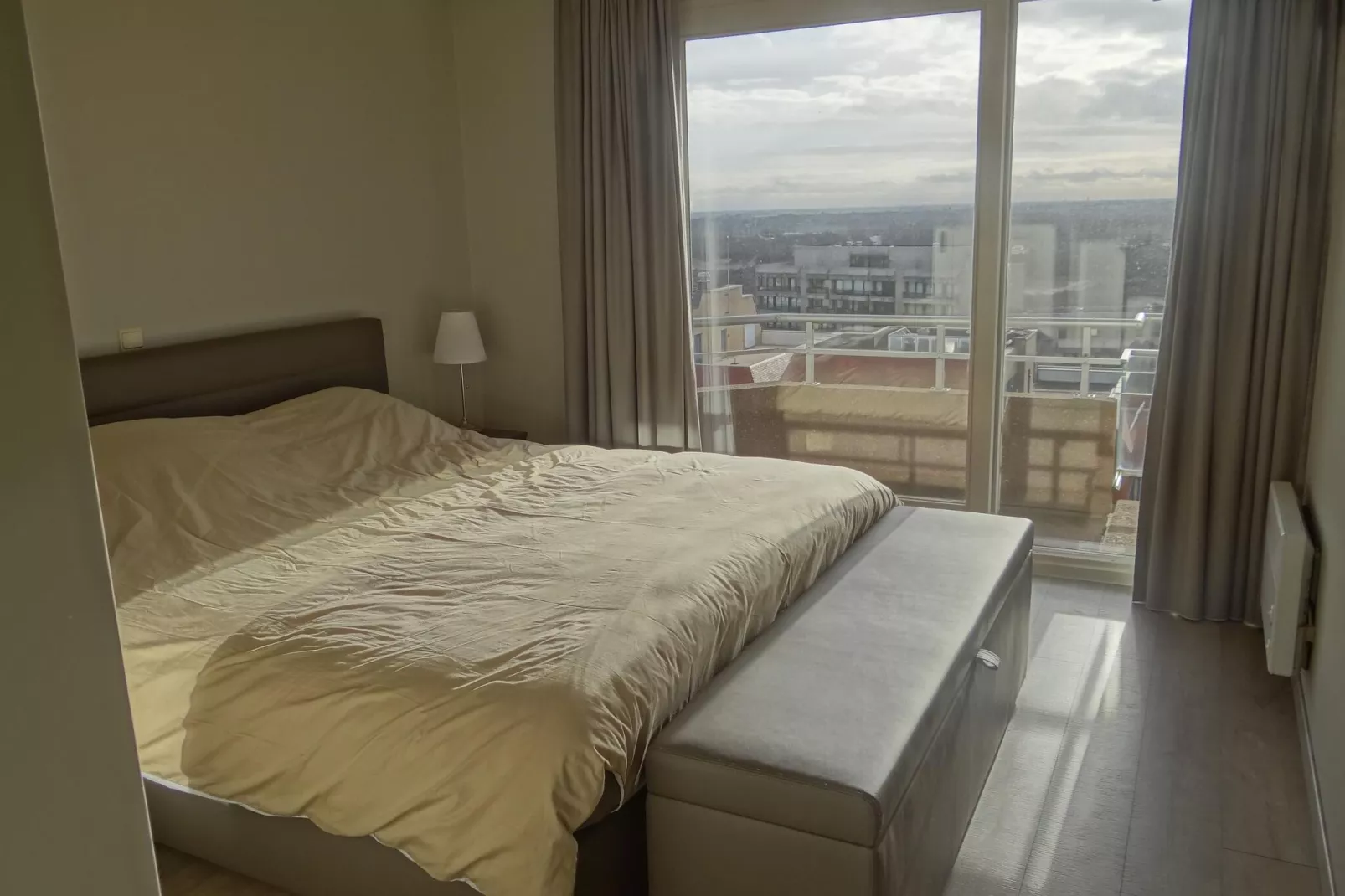 SCORPIO BI 1301GAR-Bedroom