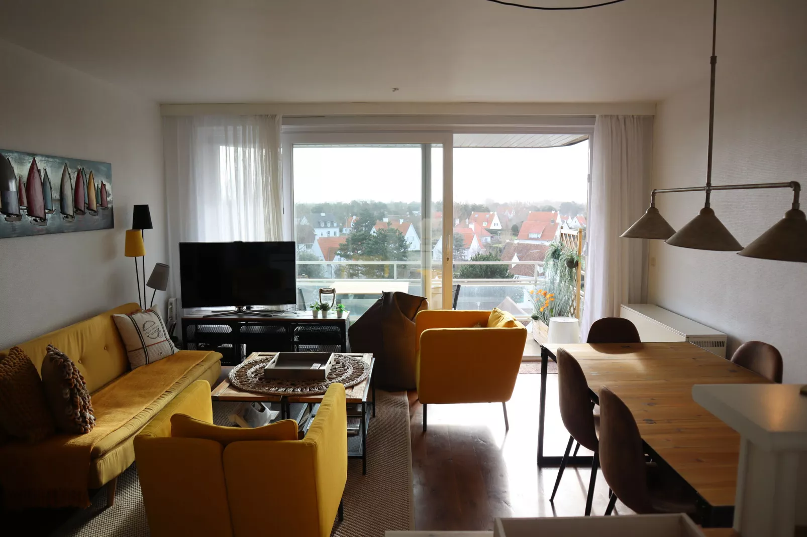 PANORAMA C1 0402GAR-Living room