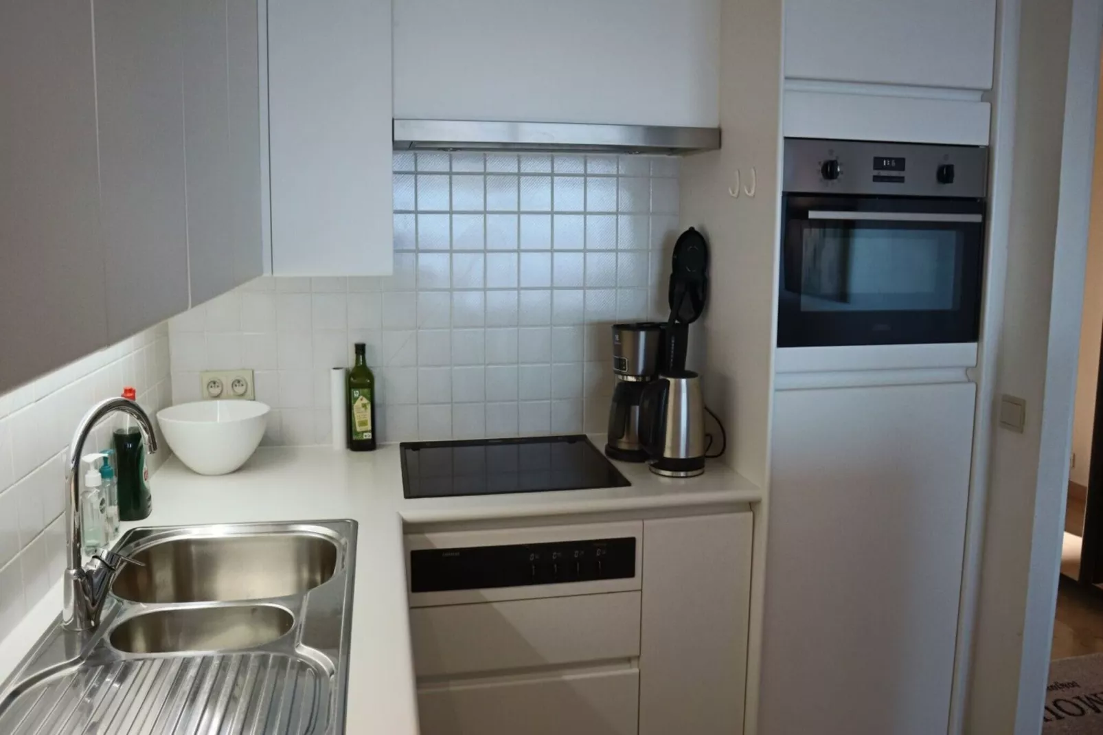 SCORPIO B 0404GAR-Kitchen