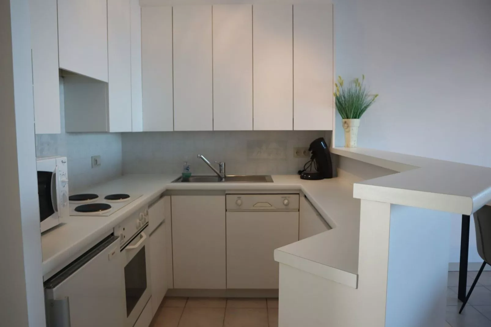 SCORPIO B 401-Kitchen