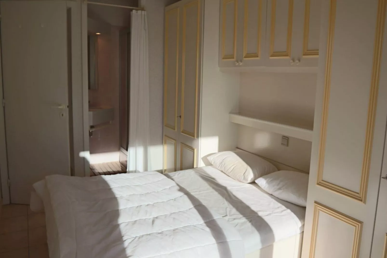 SCORPIO B 401-Bedroom