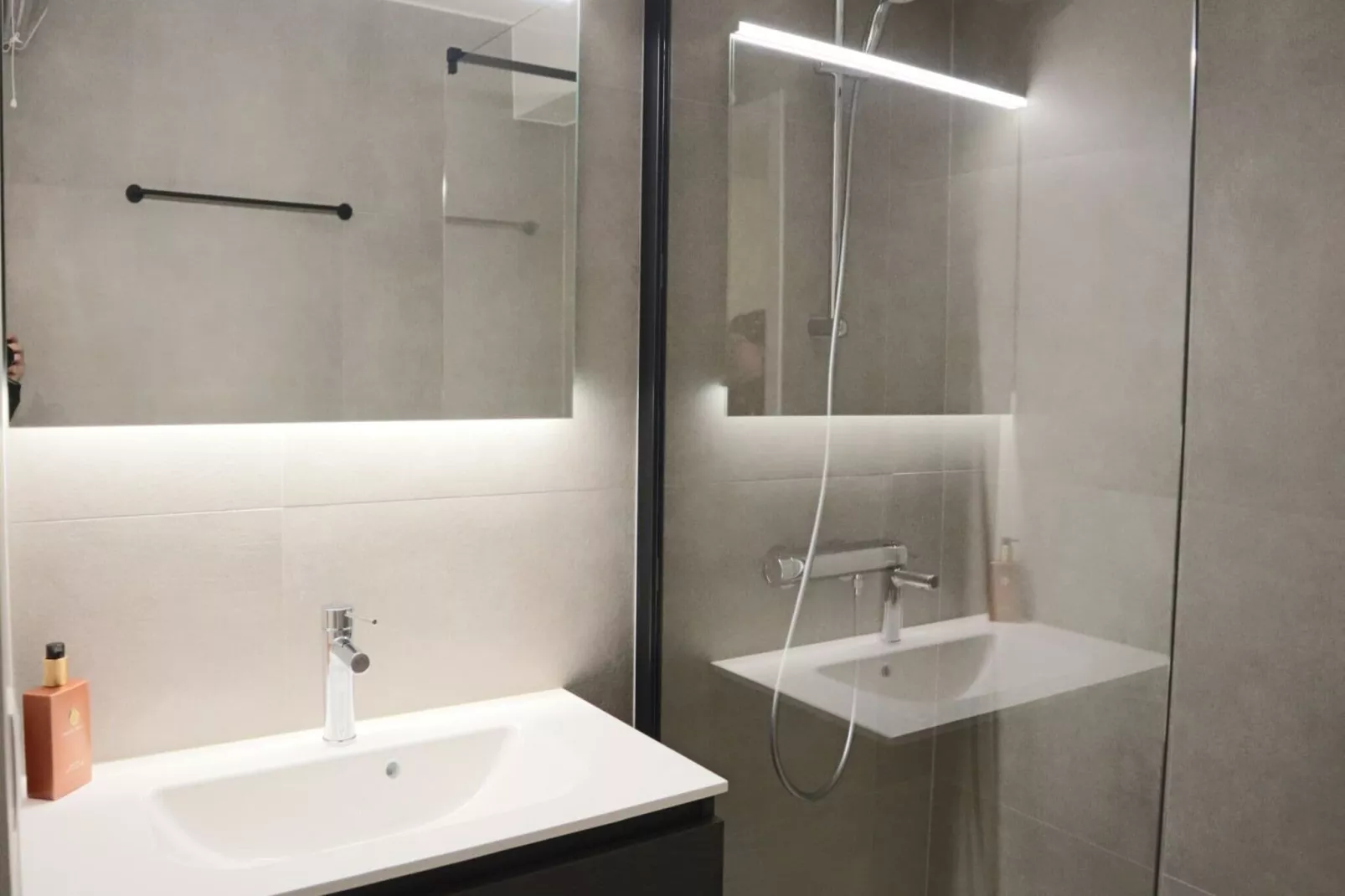 NEMROD 601-Bathroom