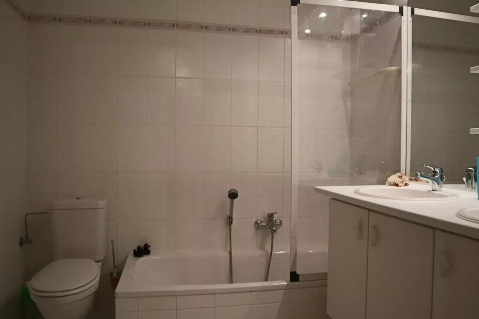 SEASIGHT A 0704GAR-Bathroom