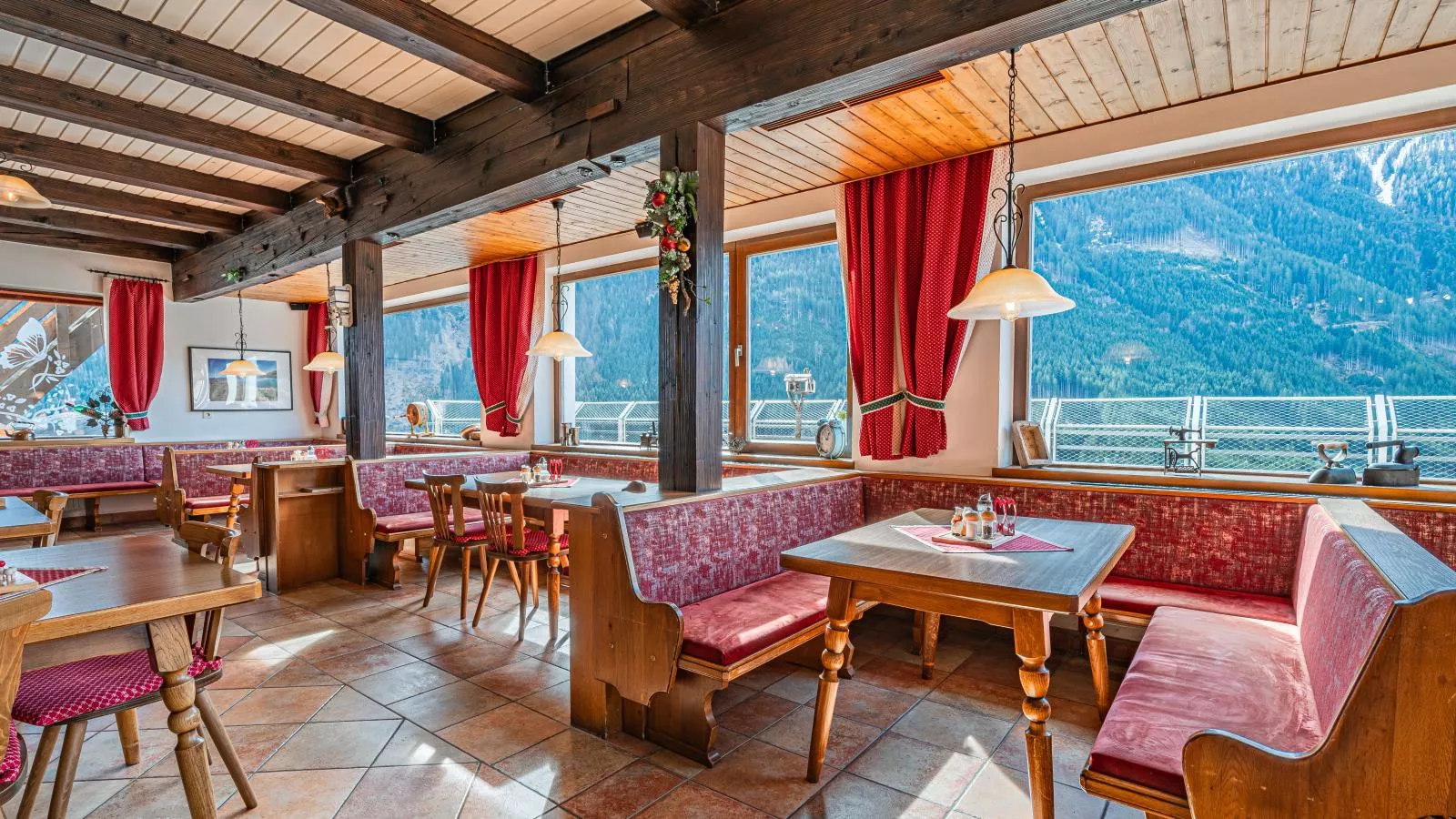 Falkenstein-Living room
