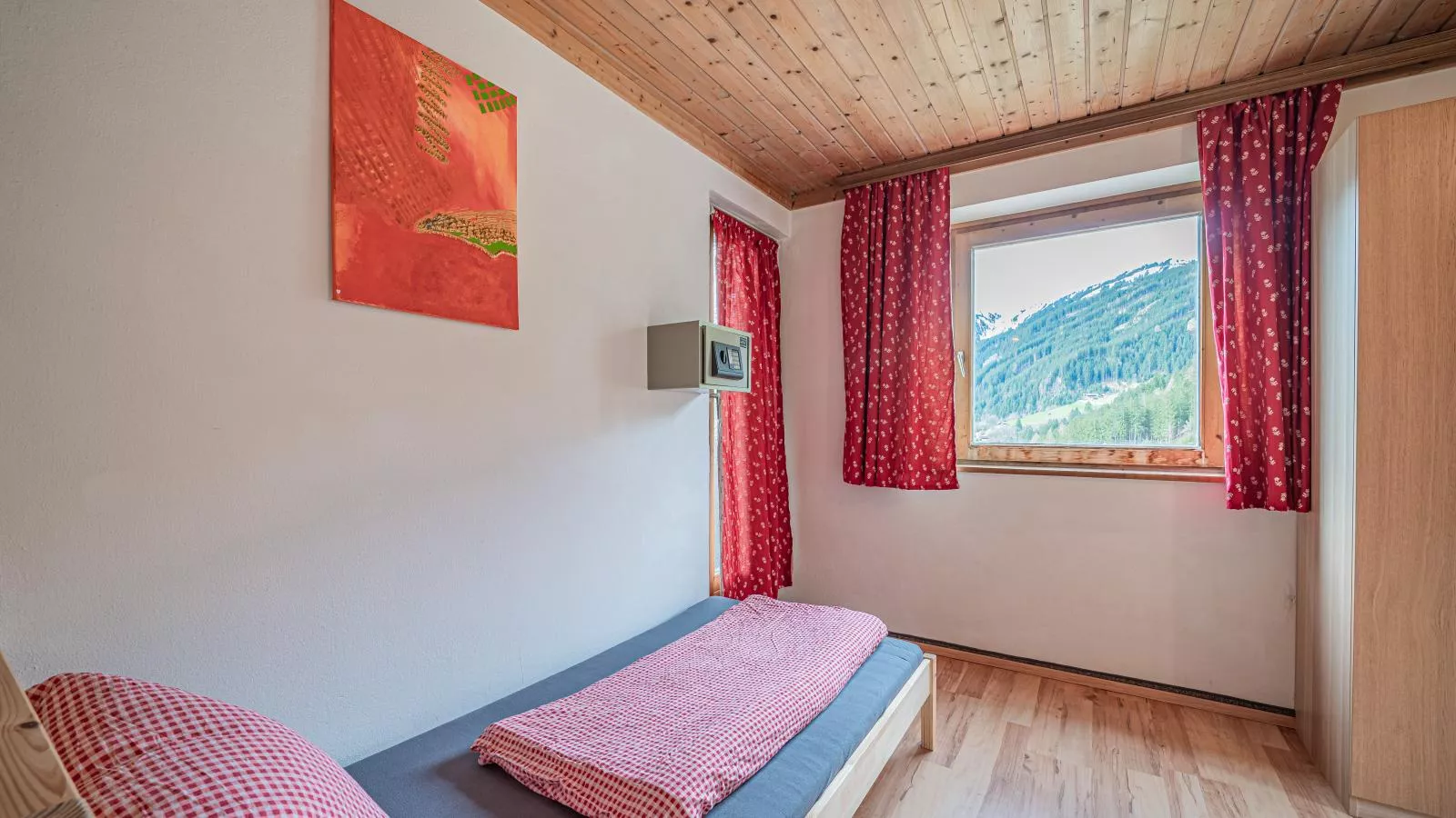 Falkenstein-Bedroom