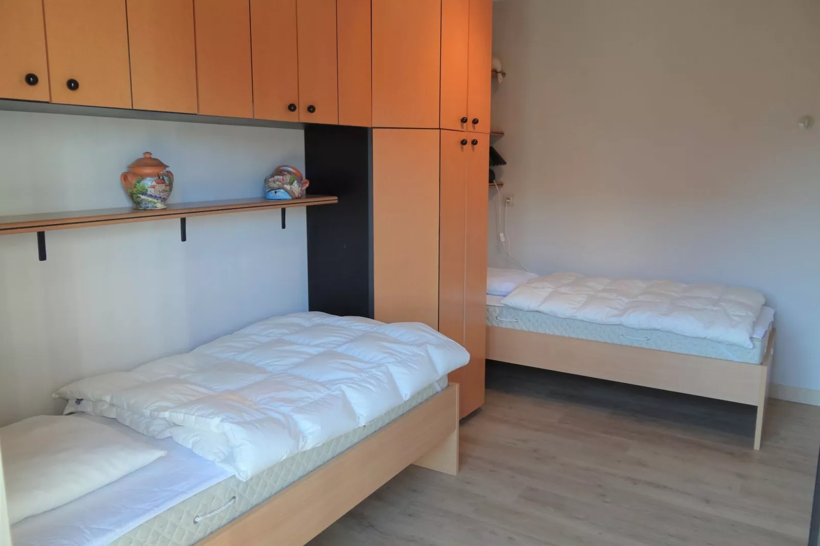 DE BRANDING 601-Bedroom