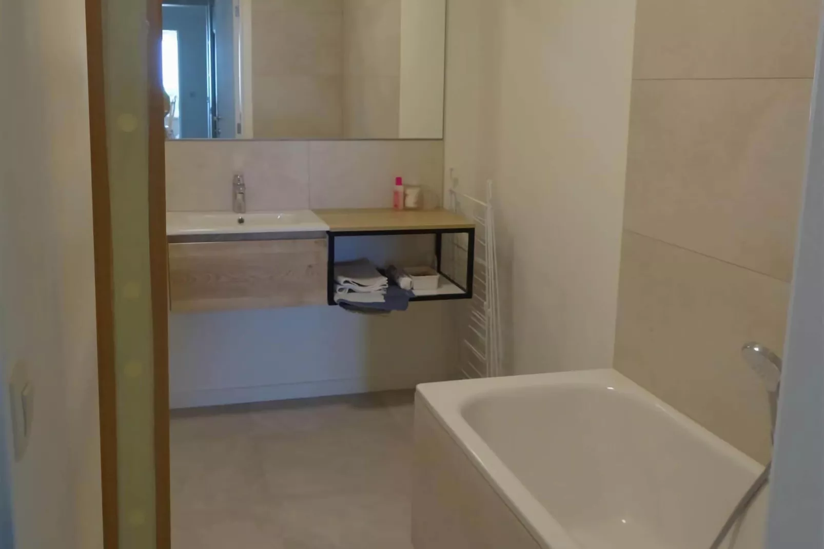 LES VOILES 0301PK-Bathroom